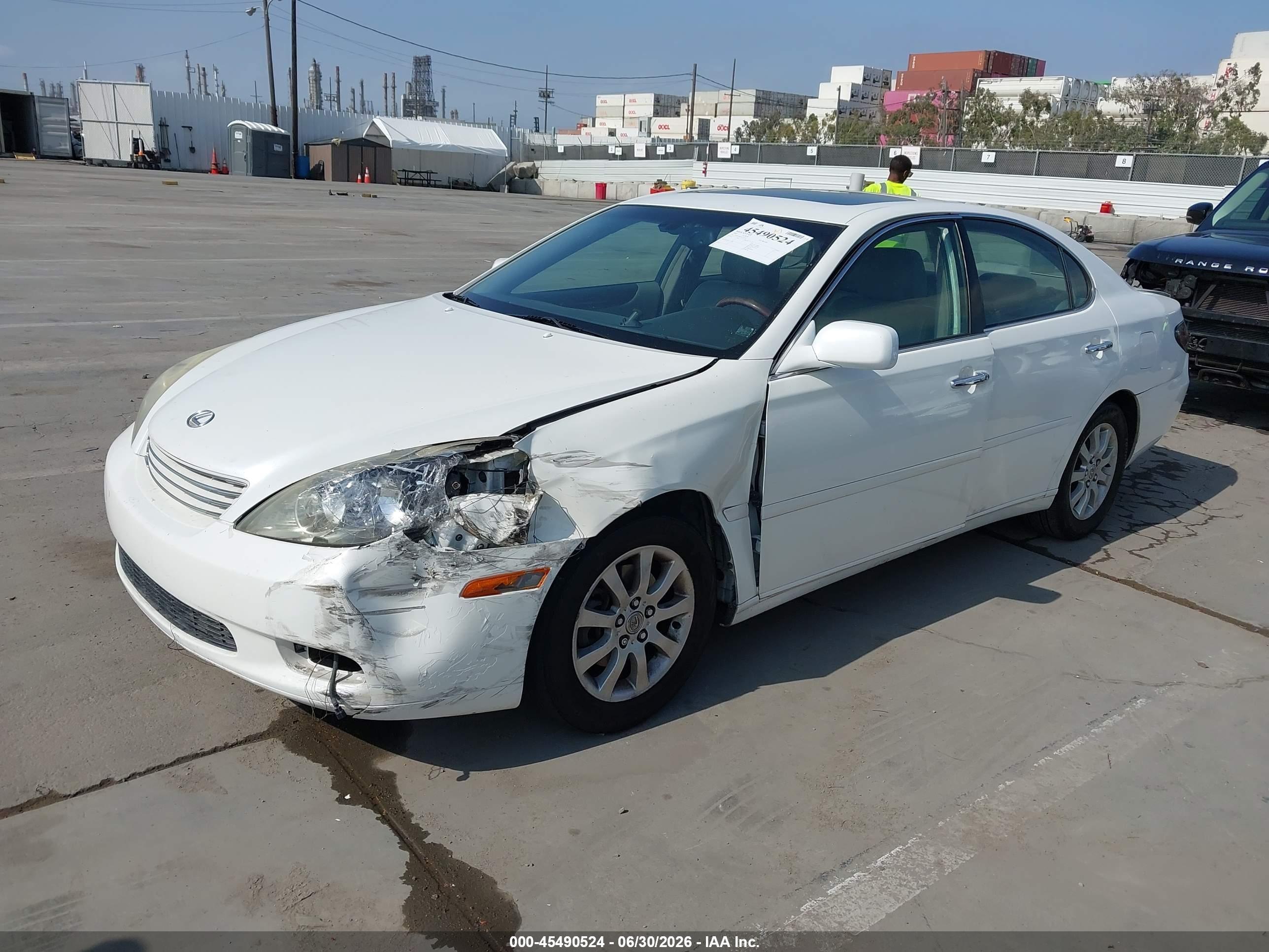 2003 Lexus Es 300   White vin: JTHBF30G330121825