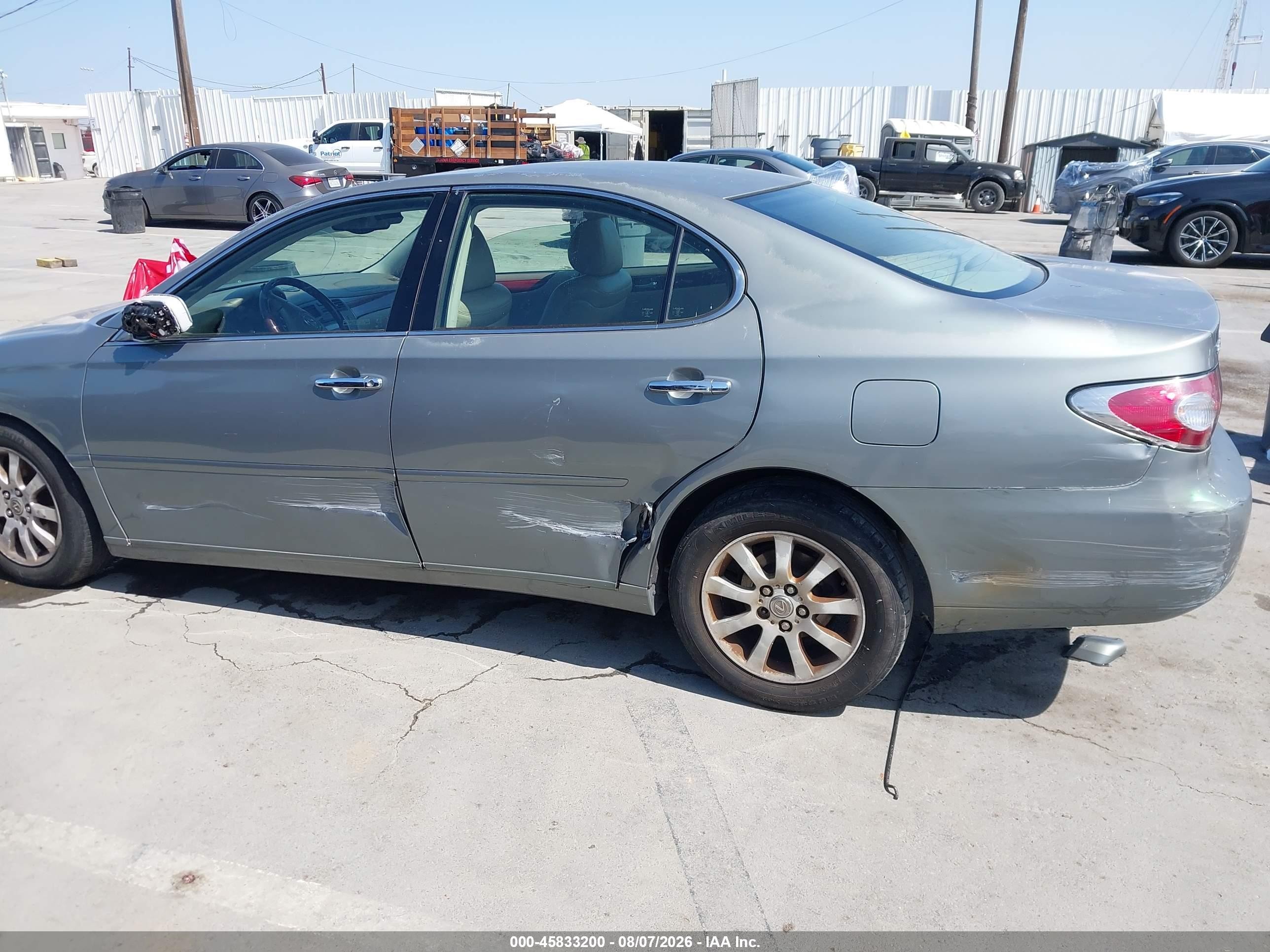 2003 Lexus Es 300   Gray vin: JTHBF30G330125258