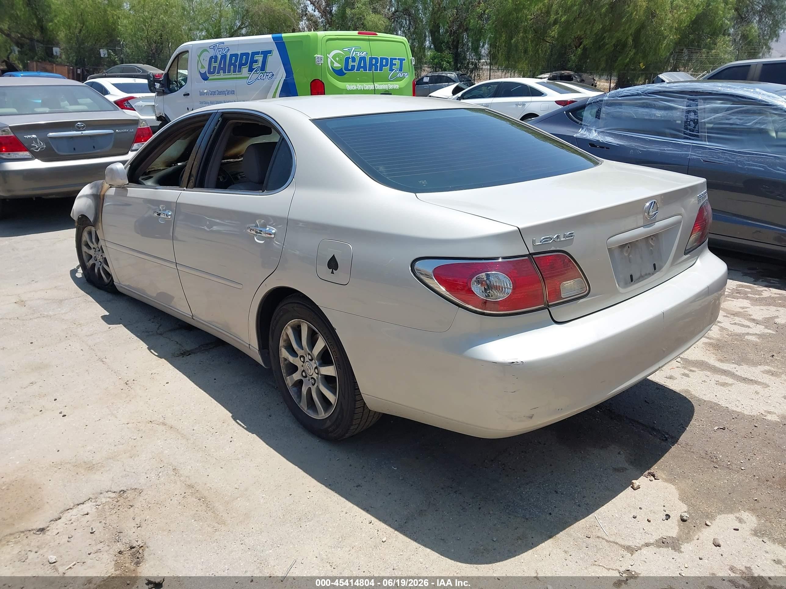2003 Lexus Es 300   Silver vin: JTHBF30G330131271