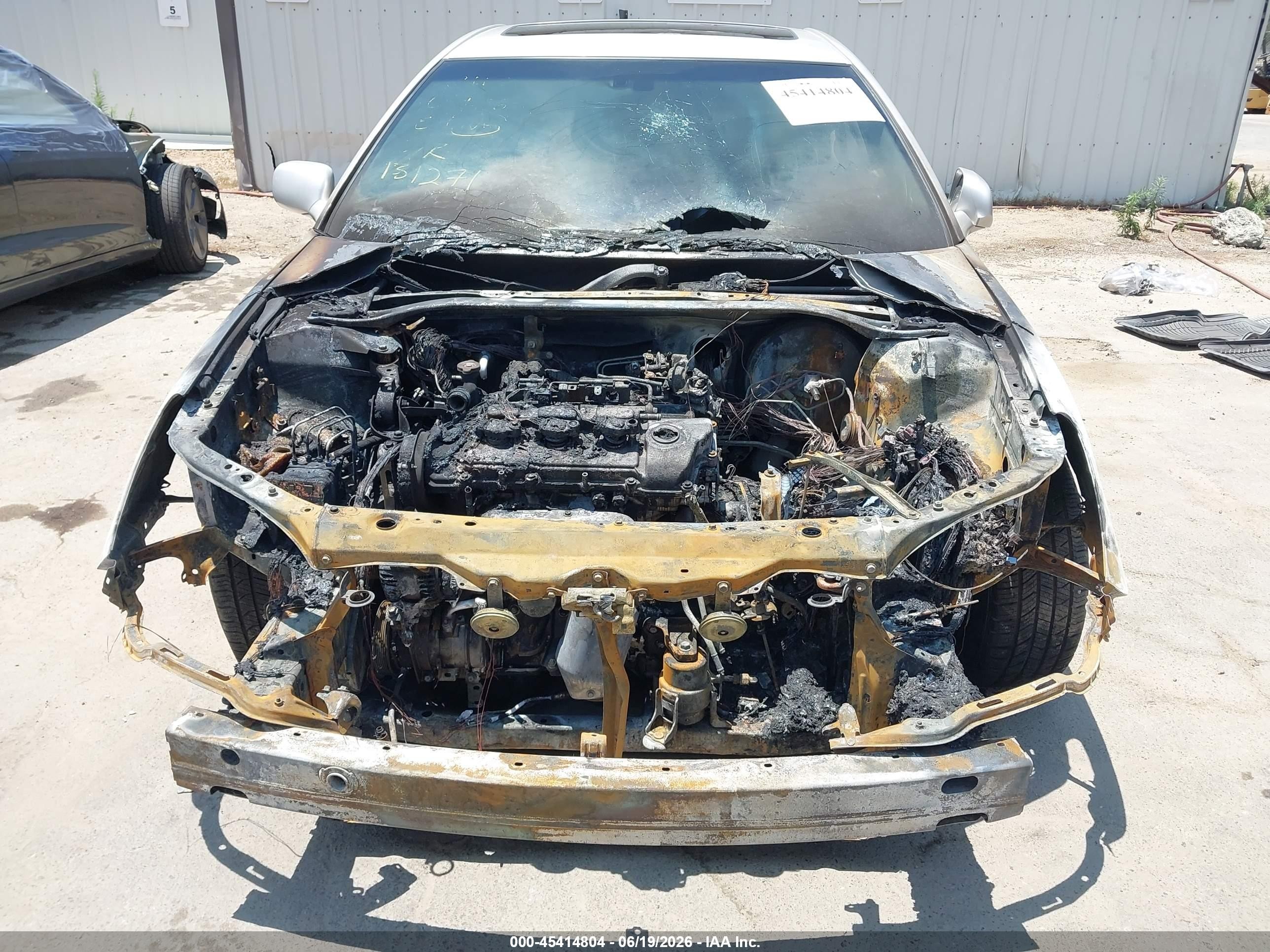 2003 Lexus Es 300   Silver vin: JTHBF30G330131271
