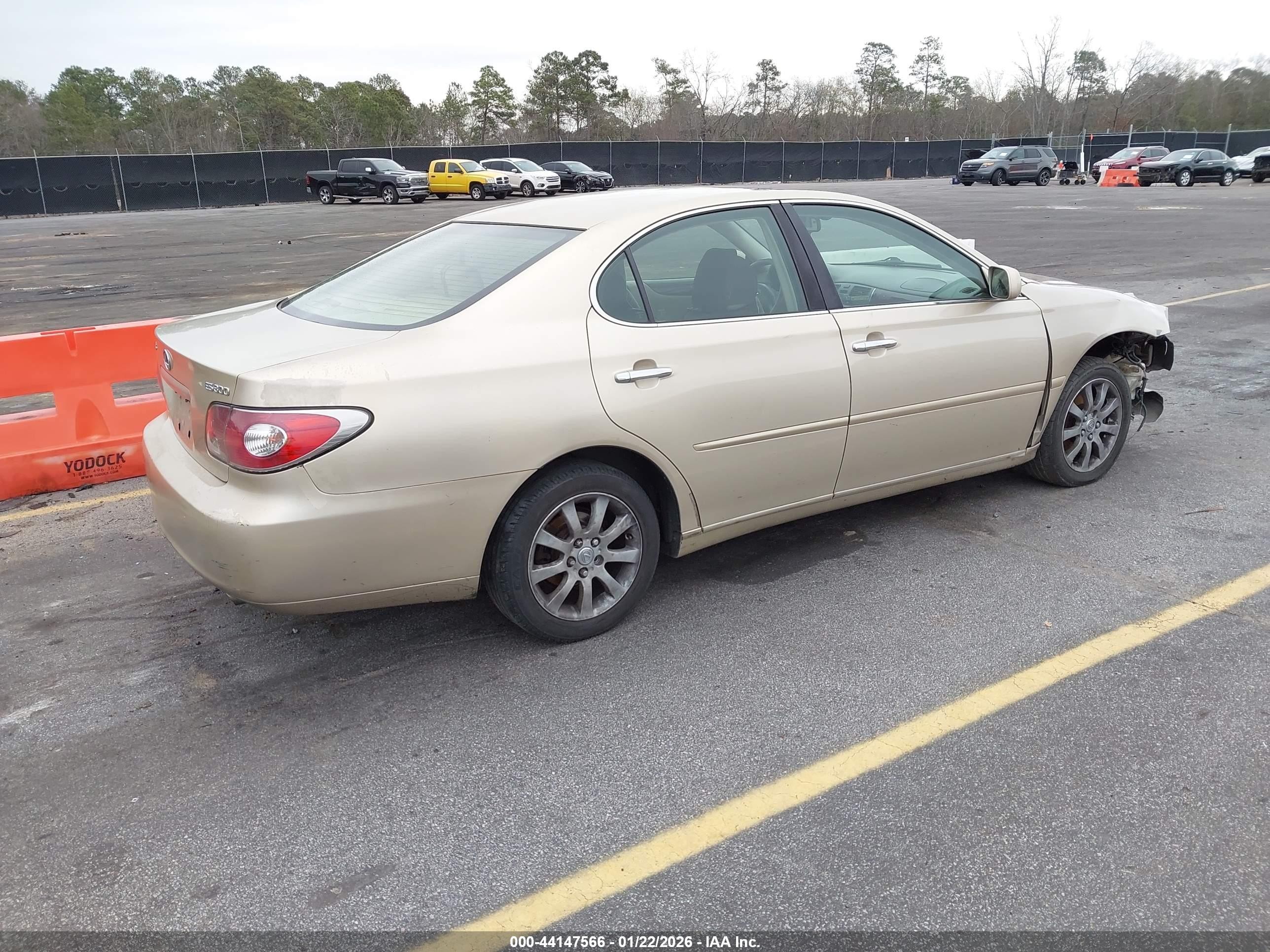 2003 Lexus Es 300   Champagne vin: JTHBF30G330132193