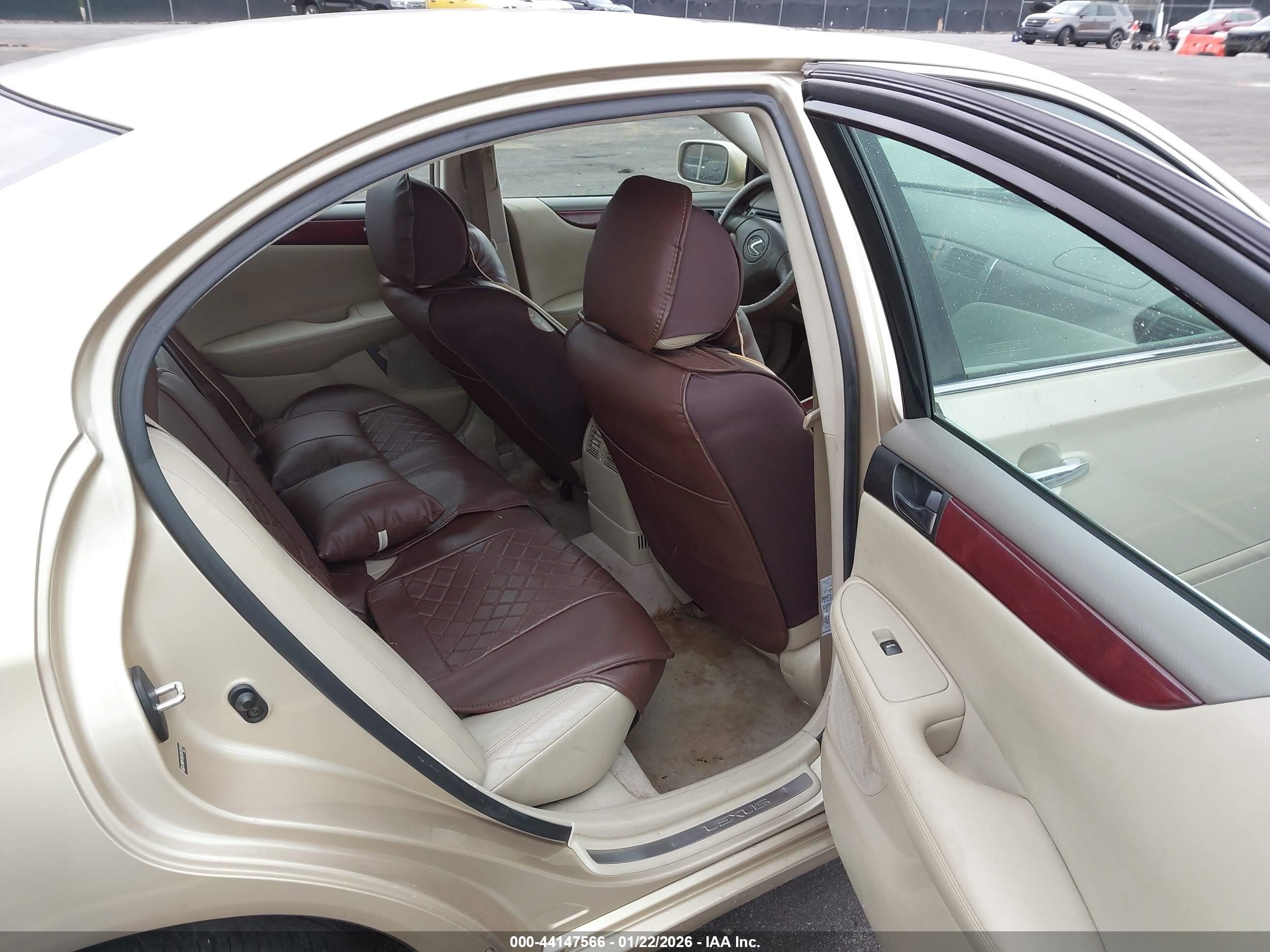 2003 Lexus Es 300   Champagne vin: JTHBF30G330132193