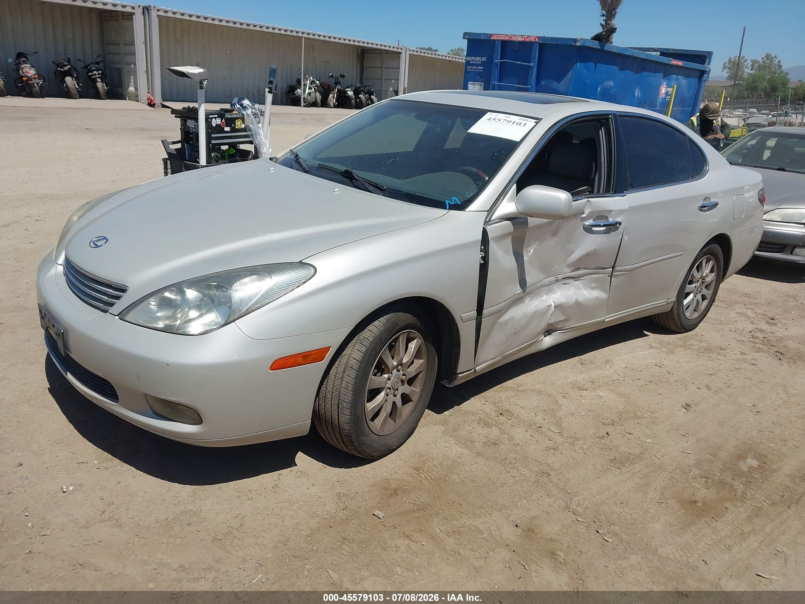 2003 Lexus Es 300   Серебряный vin: JTHBF30G330138690