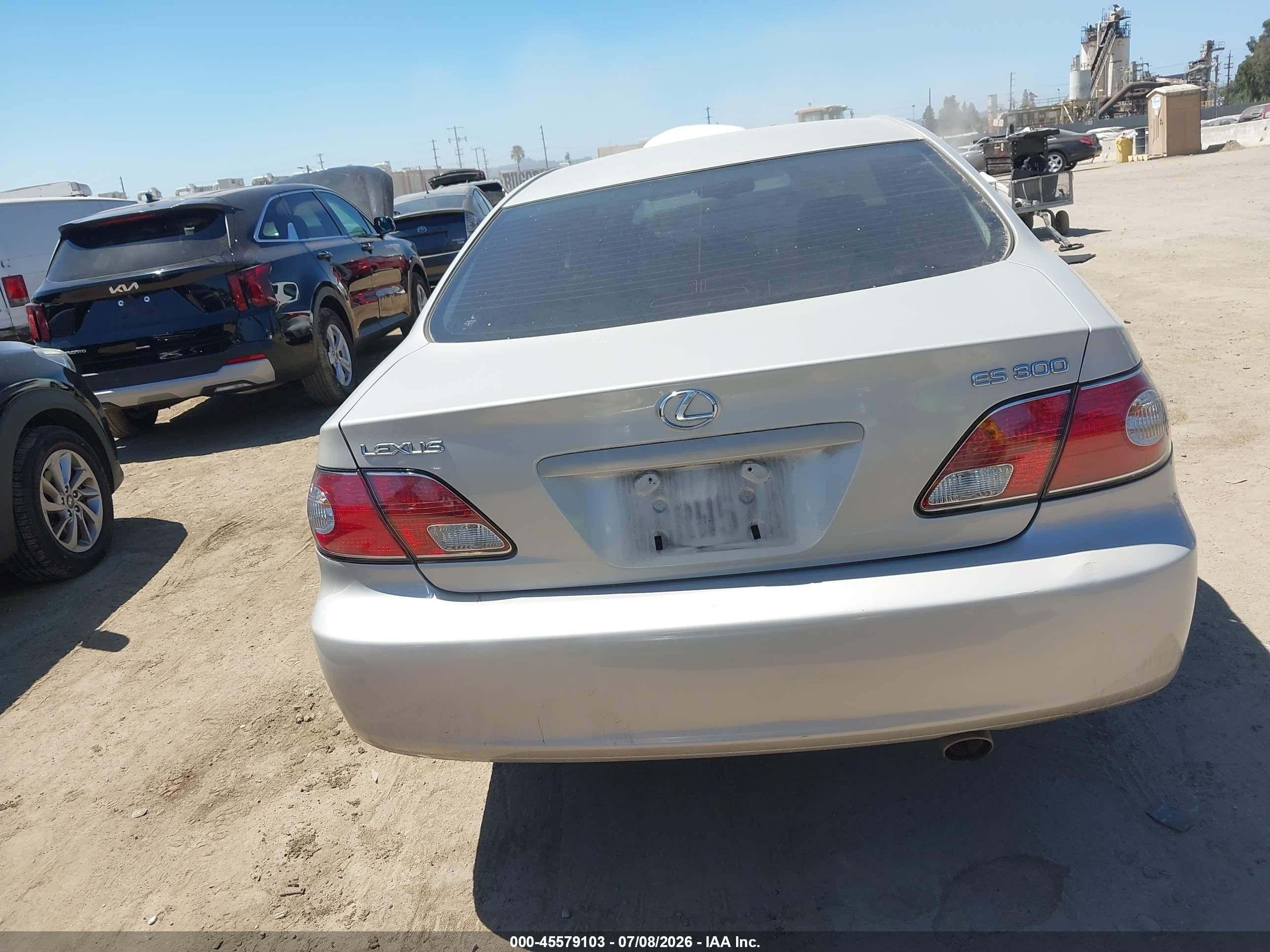 2003 Lexus Es 300   Серебряный vin: JTHBF30G330138690