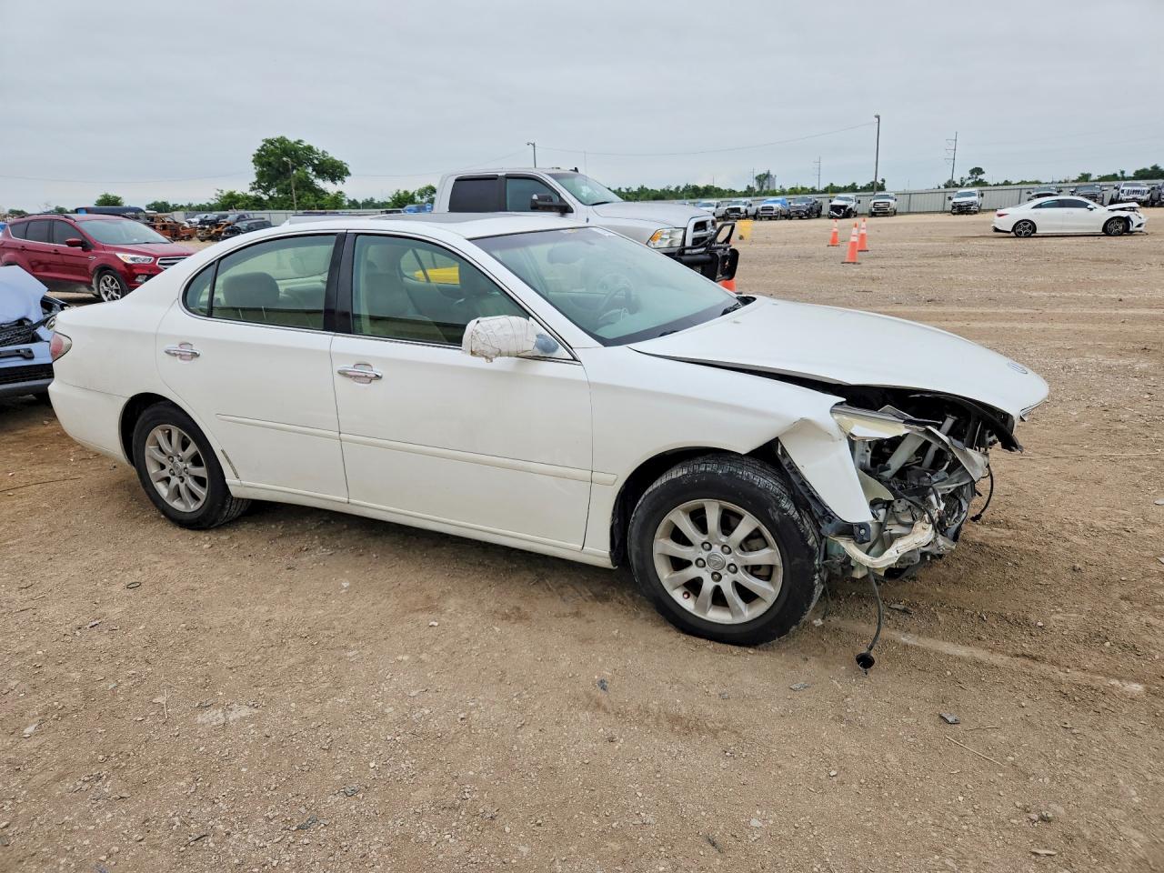 2003 Lexus Es 300 White vin: JTHBF30G330144151