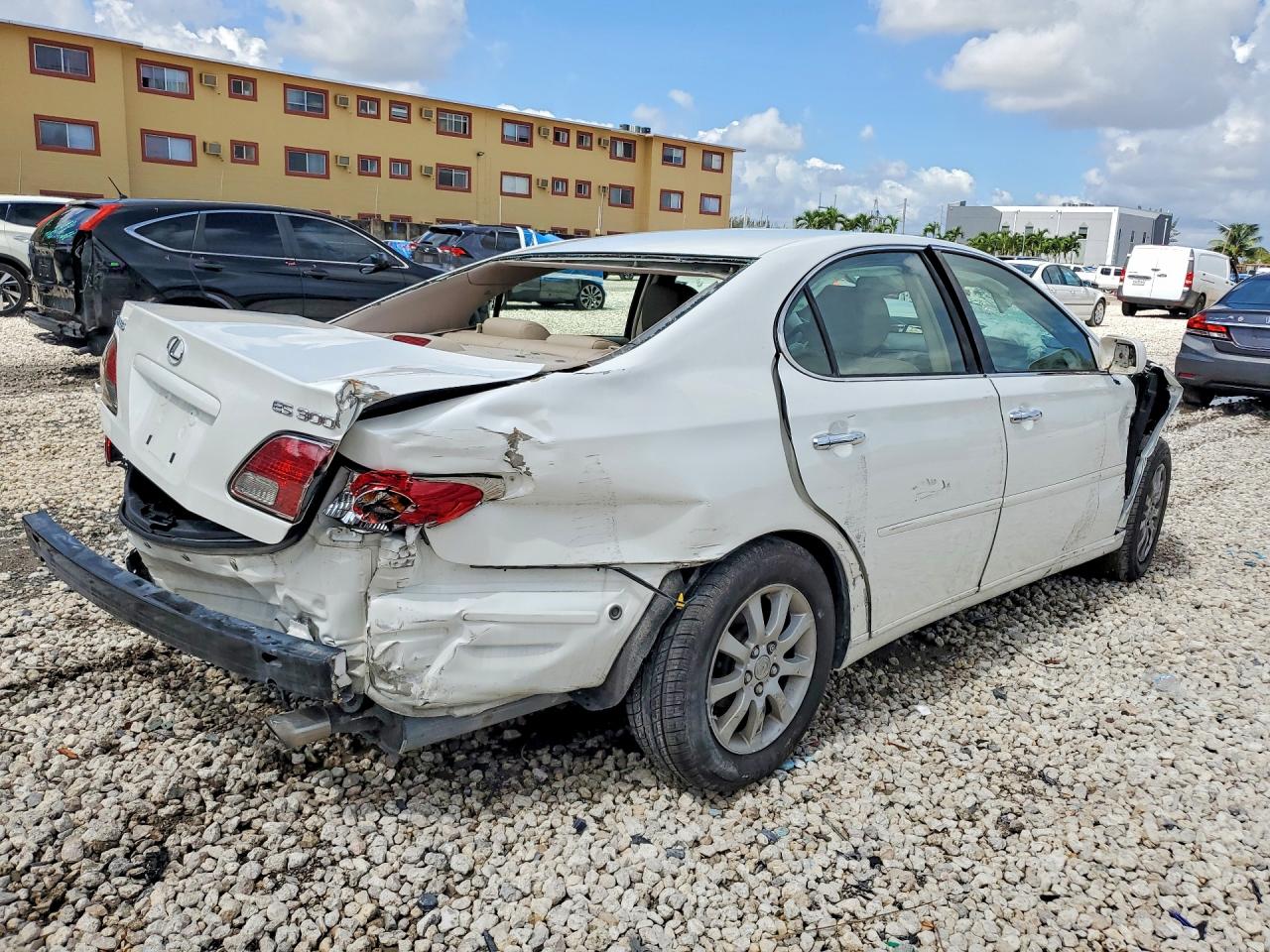 2003 Lexus Es 300 Белый vin: JTHBF30G330148913
