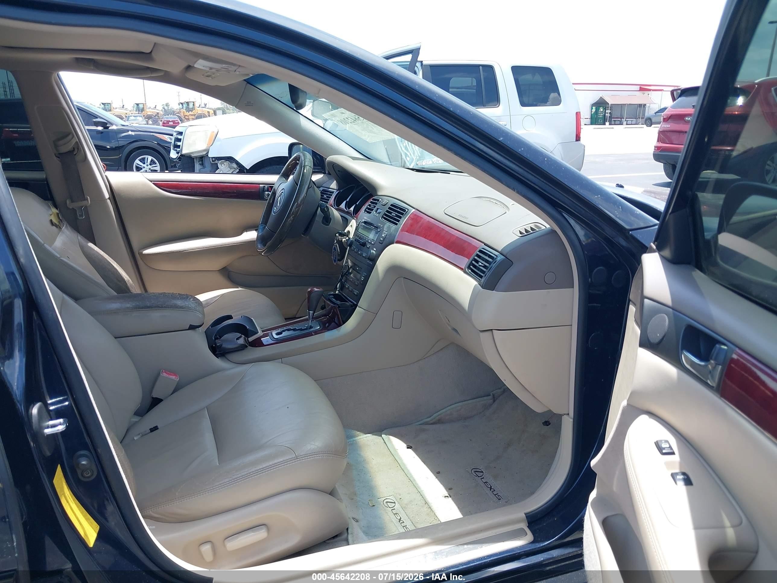 2003 Lexus Es 300   Blue vin: JTHBF30G336009622