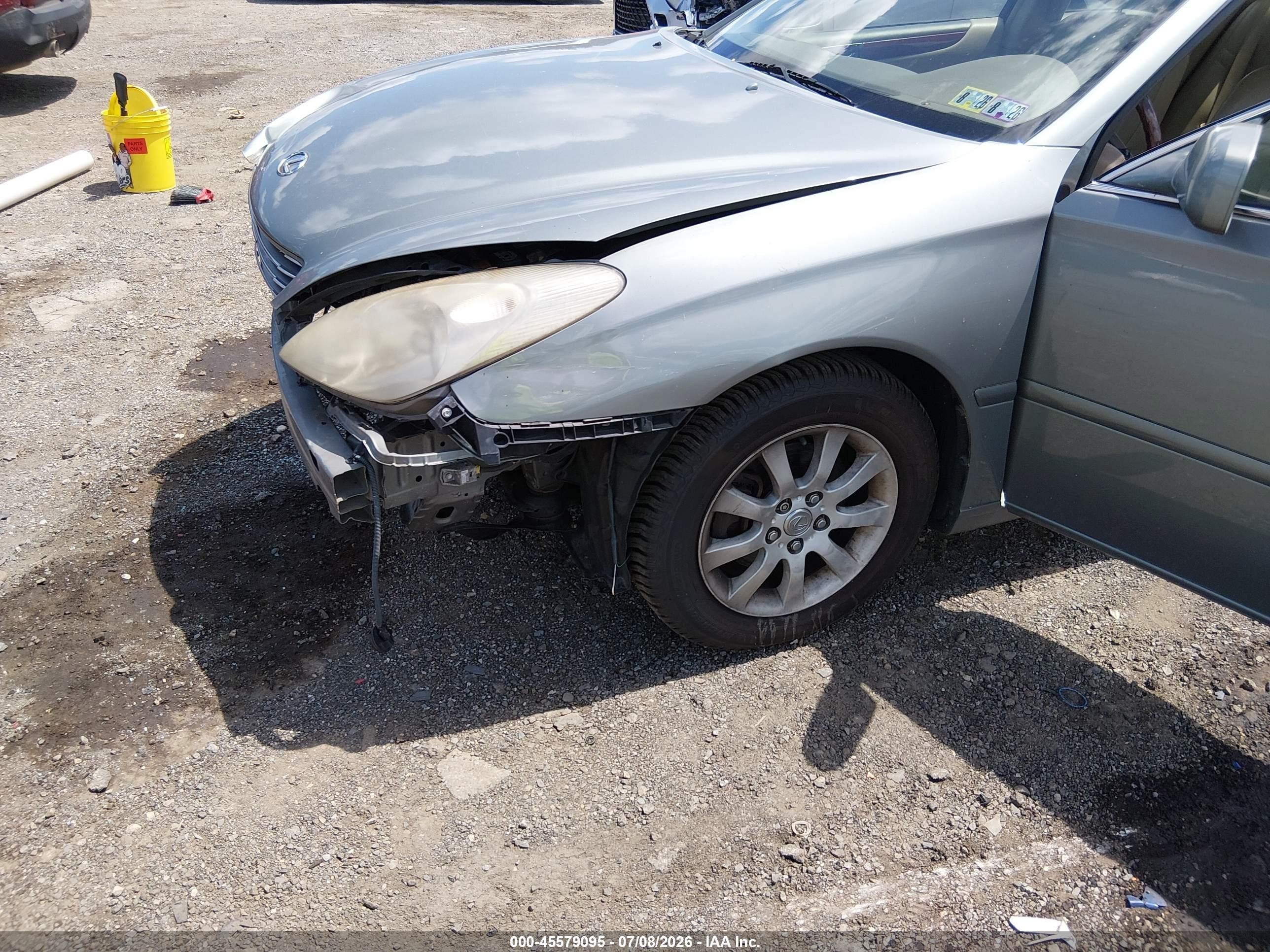 2003 Lexus Es 300   Бежевый vin: JTHBF30G336016294