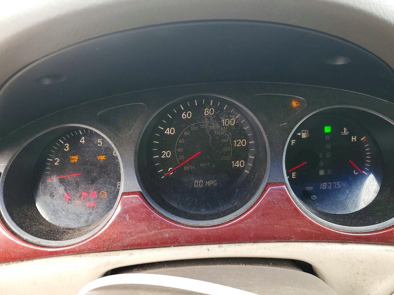 2002 Lexus Es 300 White vin: JTHBF30G420030707