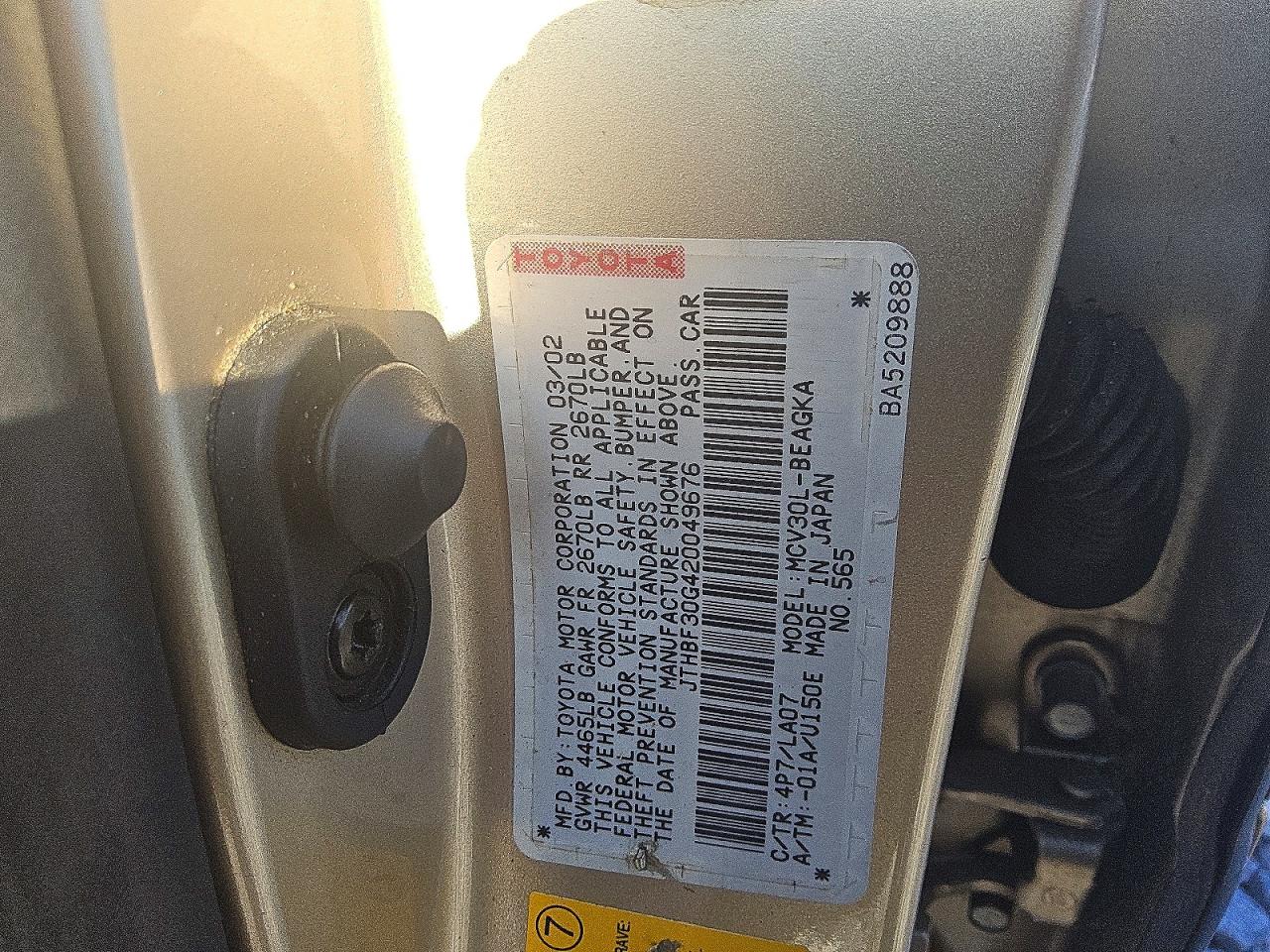 2002 Lexus Es 300 Tan vin: JTHBF30G420049676
