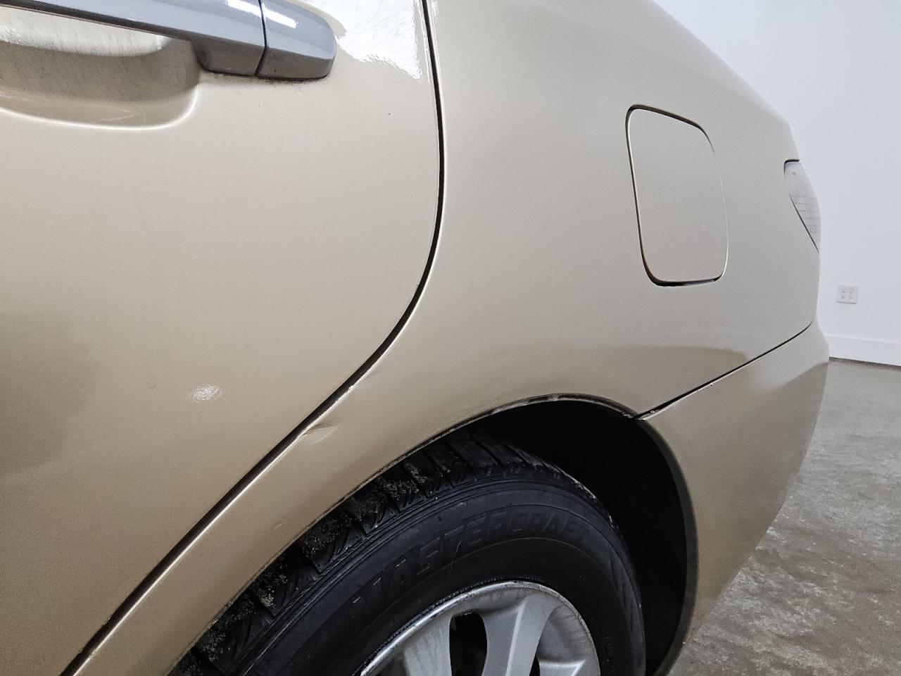 2002 Lexus Es 300 Tan vin: JTHBF30G420049676 Damage: Left Qtr Panel, Dent(S) W/ Paint Dmg, 1 To 2 Inches
