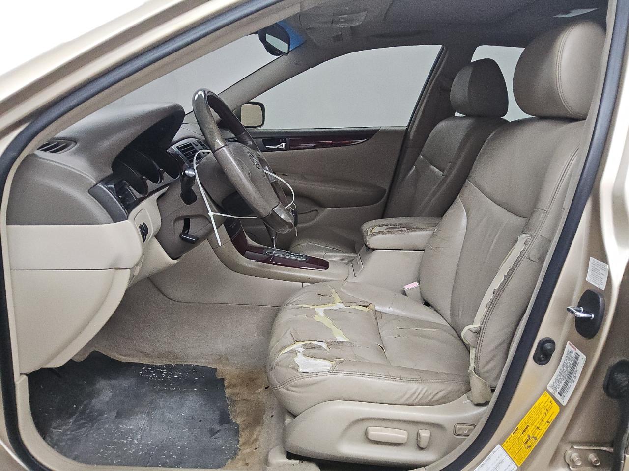 2002 Lexus Es 300 Tan vin: JTHBF30G420049676 Damage: Left Front Seat, Worn, Replacement Required