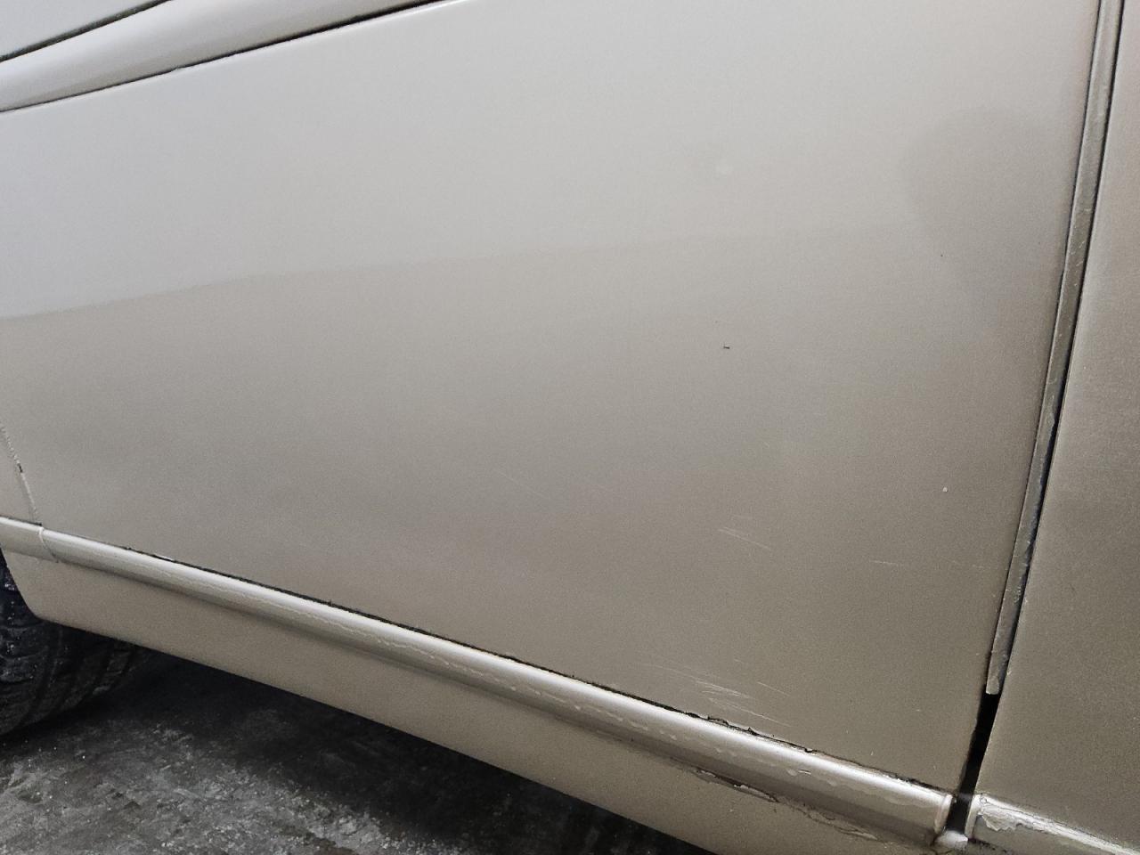 2002 Lexus Es 300 Tan vin: JTHBF30G420049676 Damage: Right Rear Door, Cracked Paint, > 12 Inches