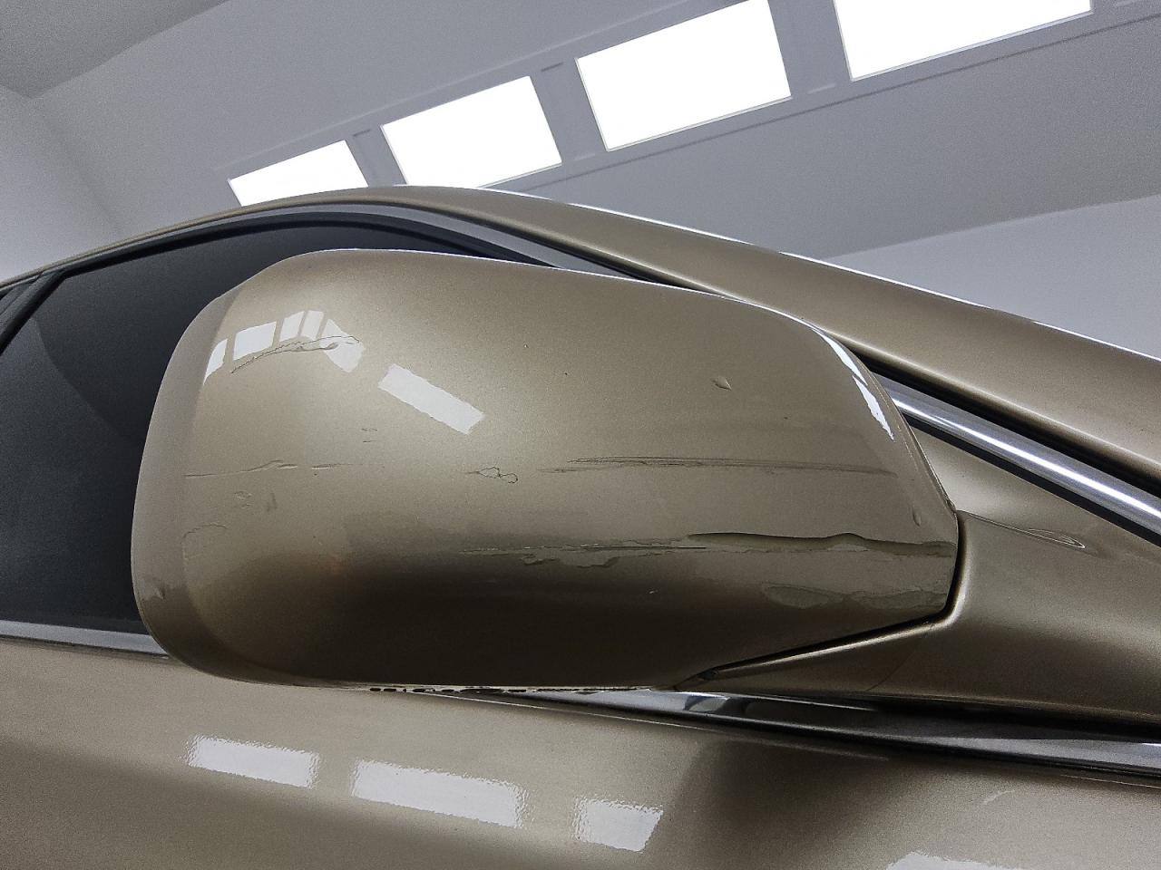2002 Lexus Es 300 Tan vin: JTHBF30G420049676 Damage: Rf Mirror Cover, Gouged, > 12 Inches