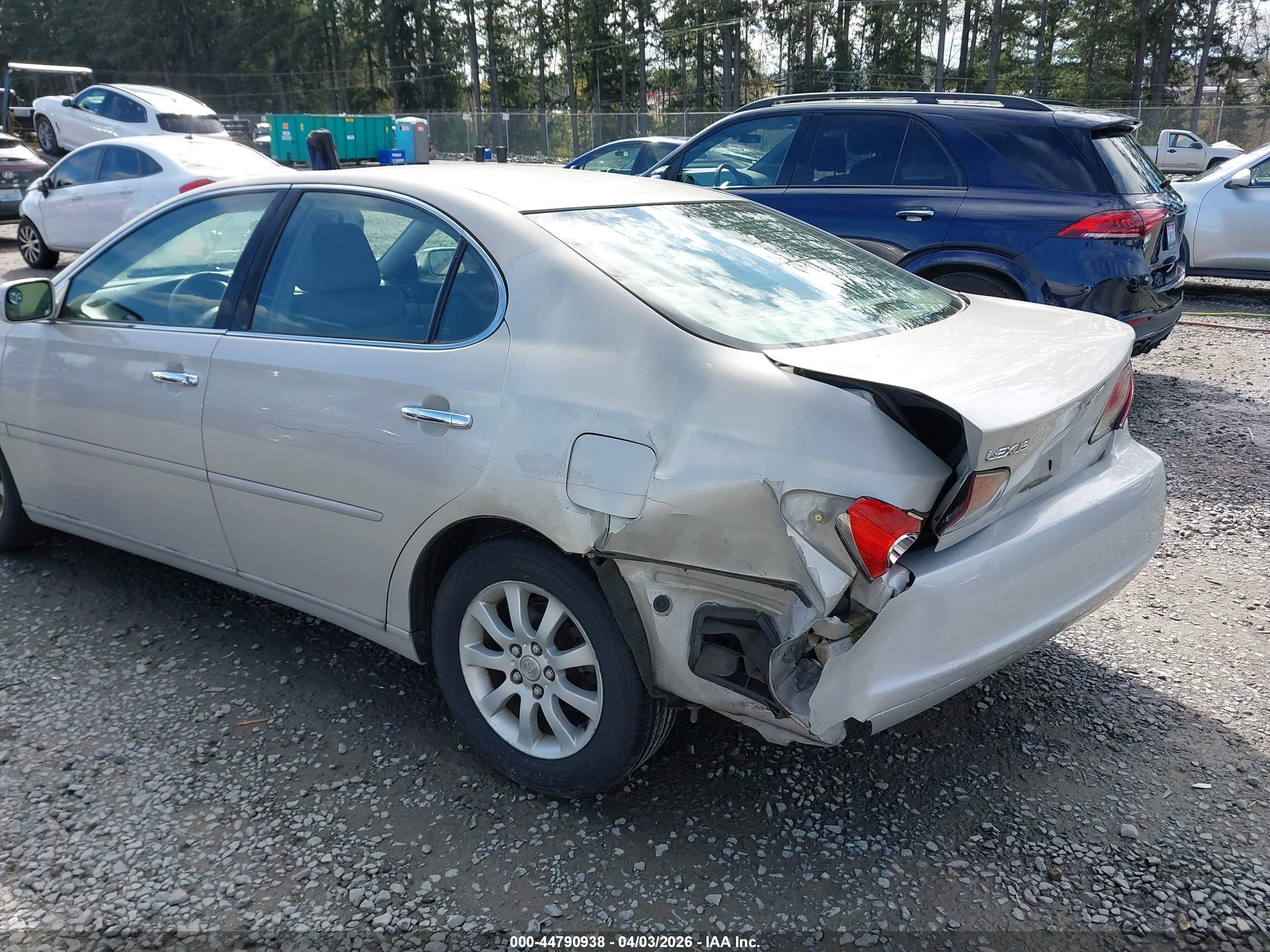 2002 Lexus Es 300   Gray vin: JTHBF30G420056238