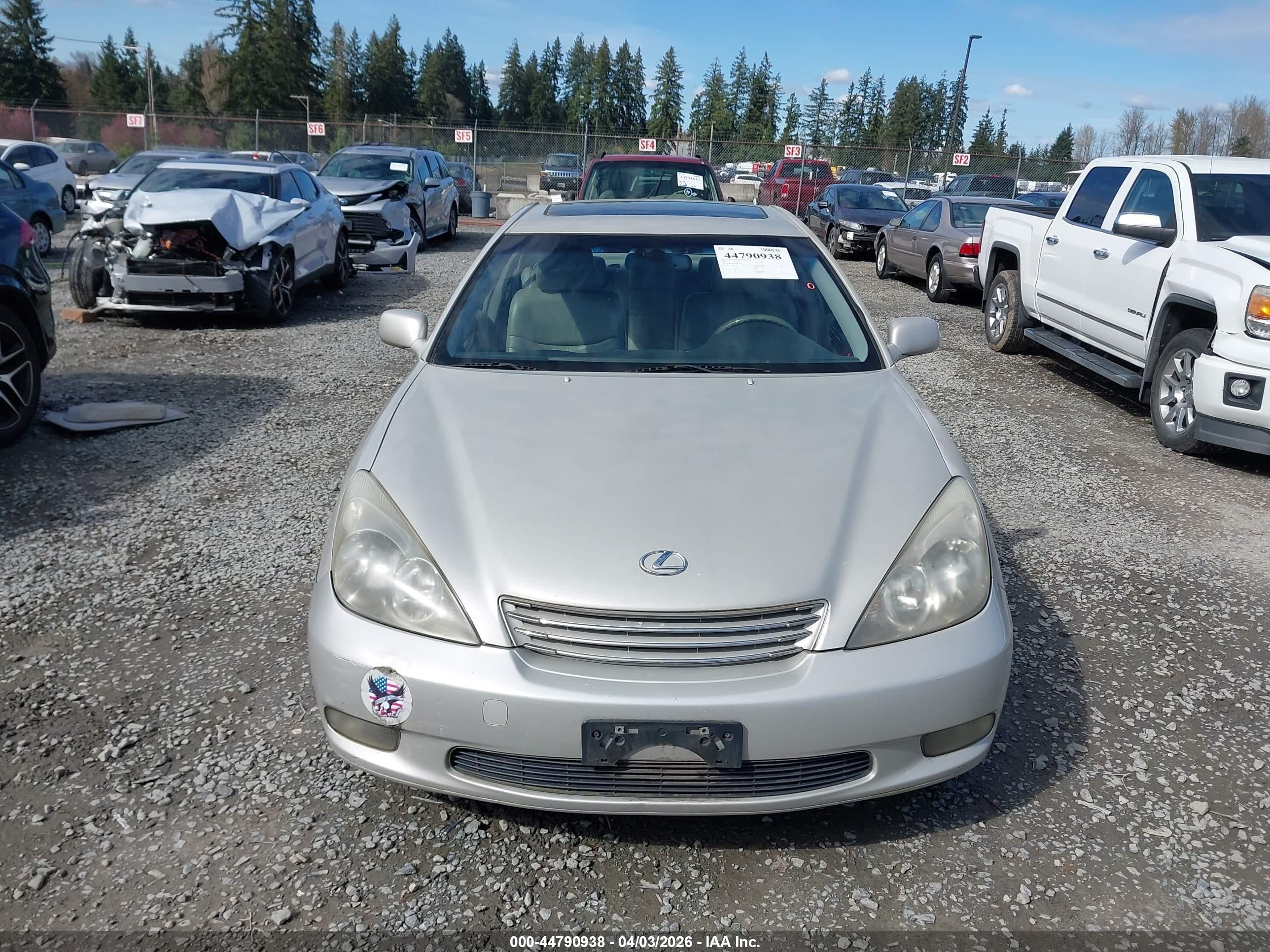2002 Lexus Es 300   Gray vin: JTHBF30G420056238