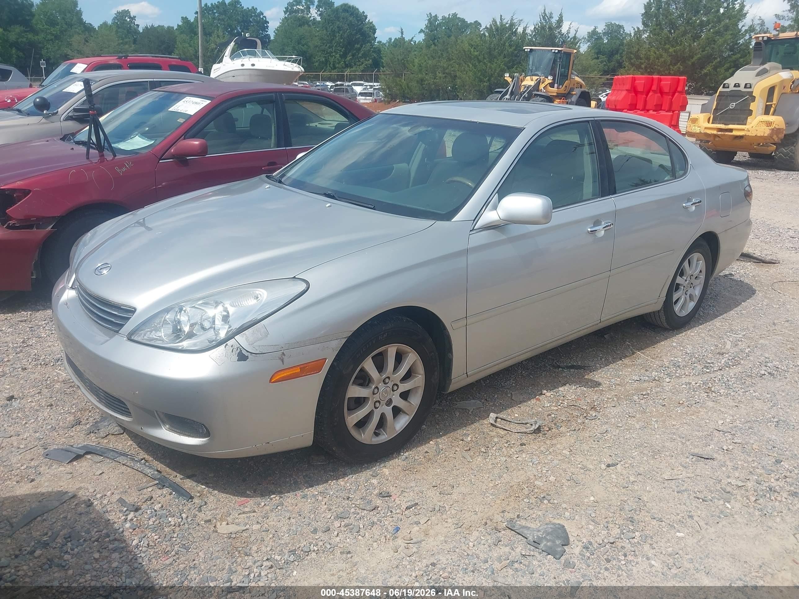 2002 Lexus Es 300   Silver vin: JTHBF30G420082239