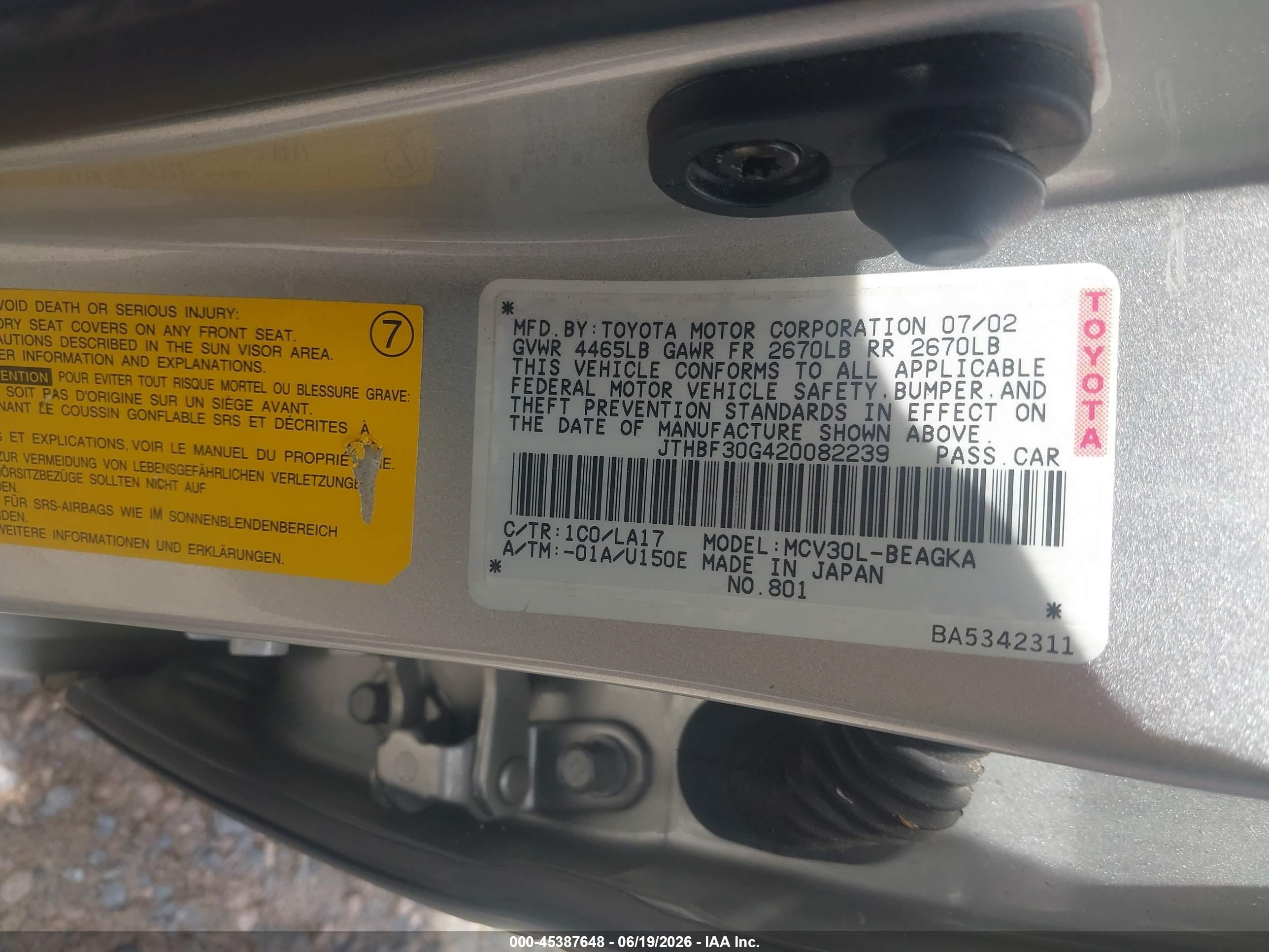 2002 Lexus Es 300   Silver vin: JTHBF30G420082239