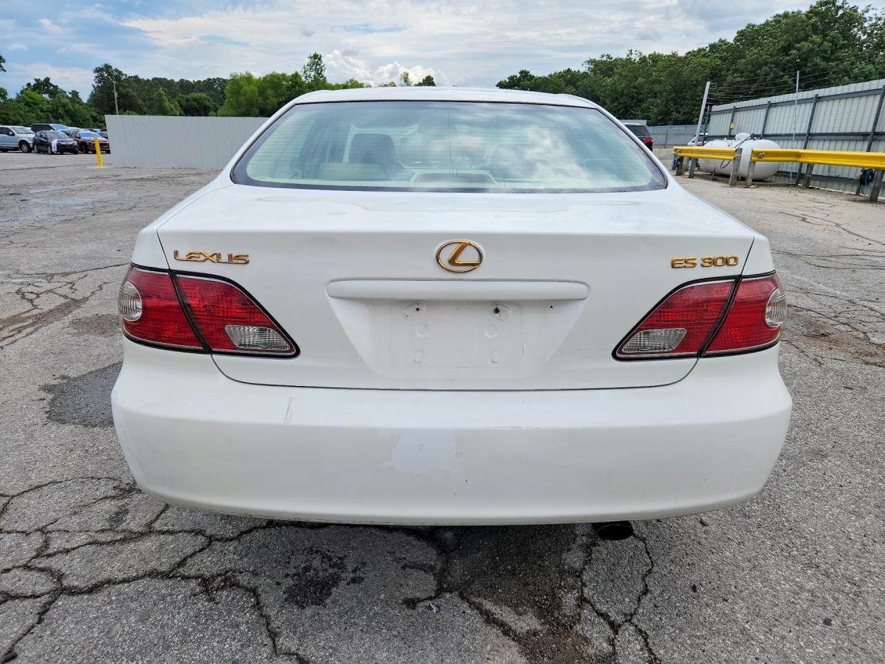 2003 Lexus Es 300 White vin: JTHBF30G430104516