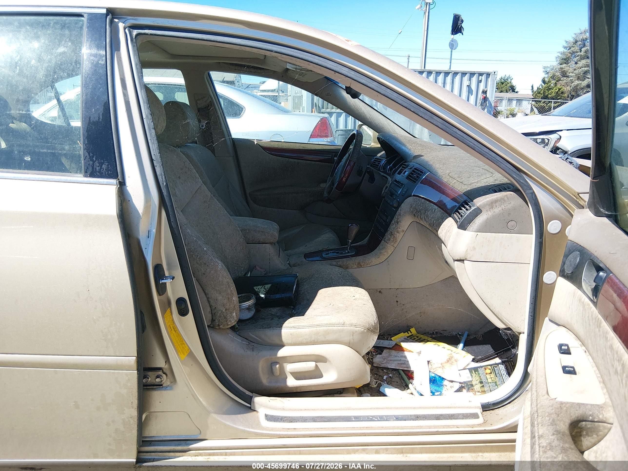 2002 Lexus Es 300   Золотой vin: JTHBF30G520075218