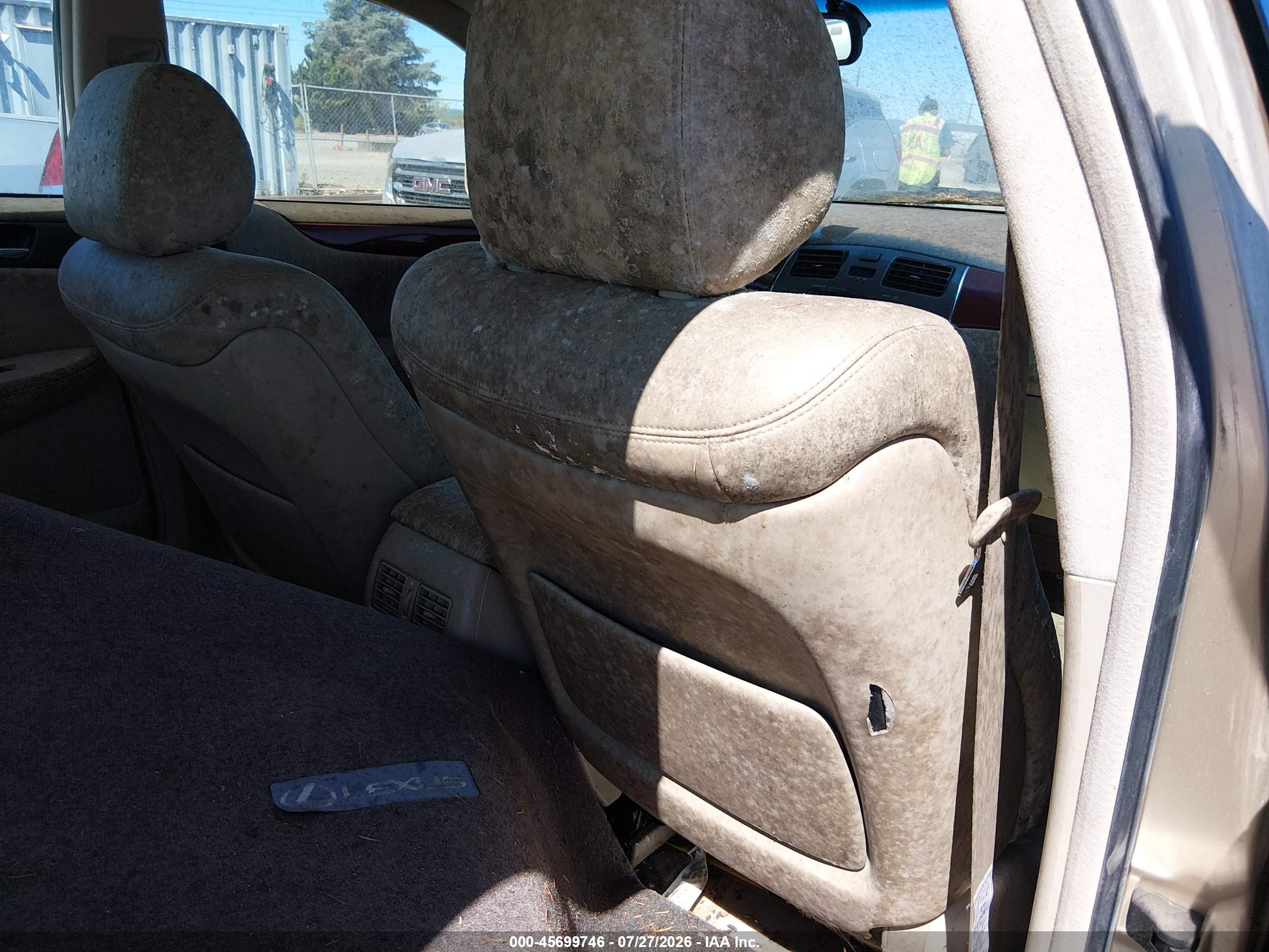2002 Lexus Es 300   Золотой vin: JTHBF30G520075218