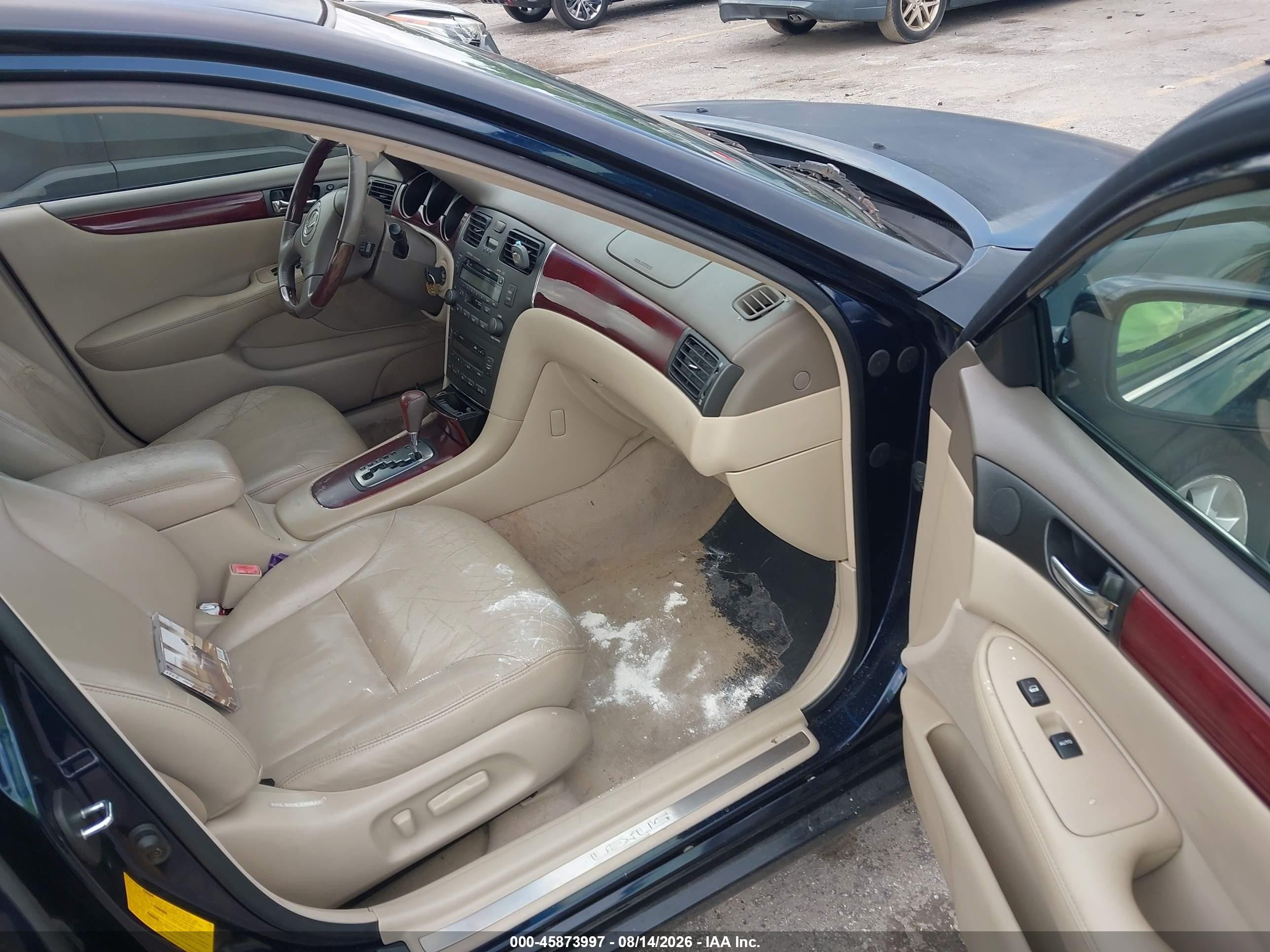 2002 Lexus Es 300   Navy vin: JTHBF30G520076143