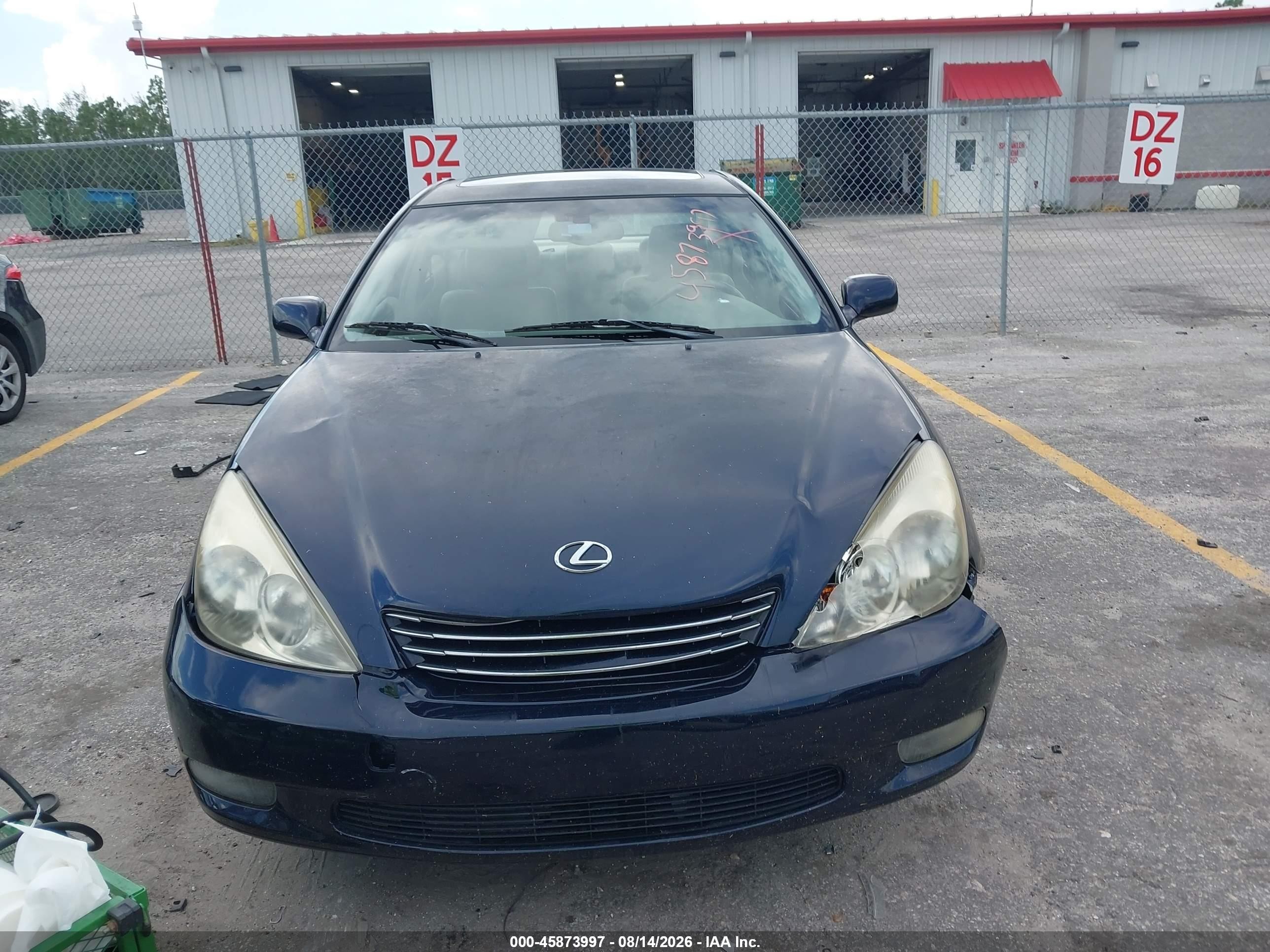 2002 Lexus Es 300   Navy vin: JTHBF30G520076143