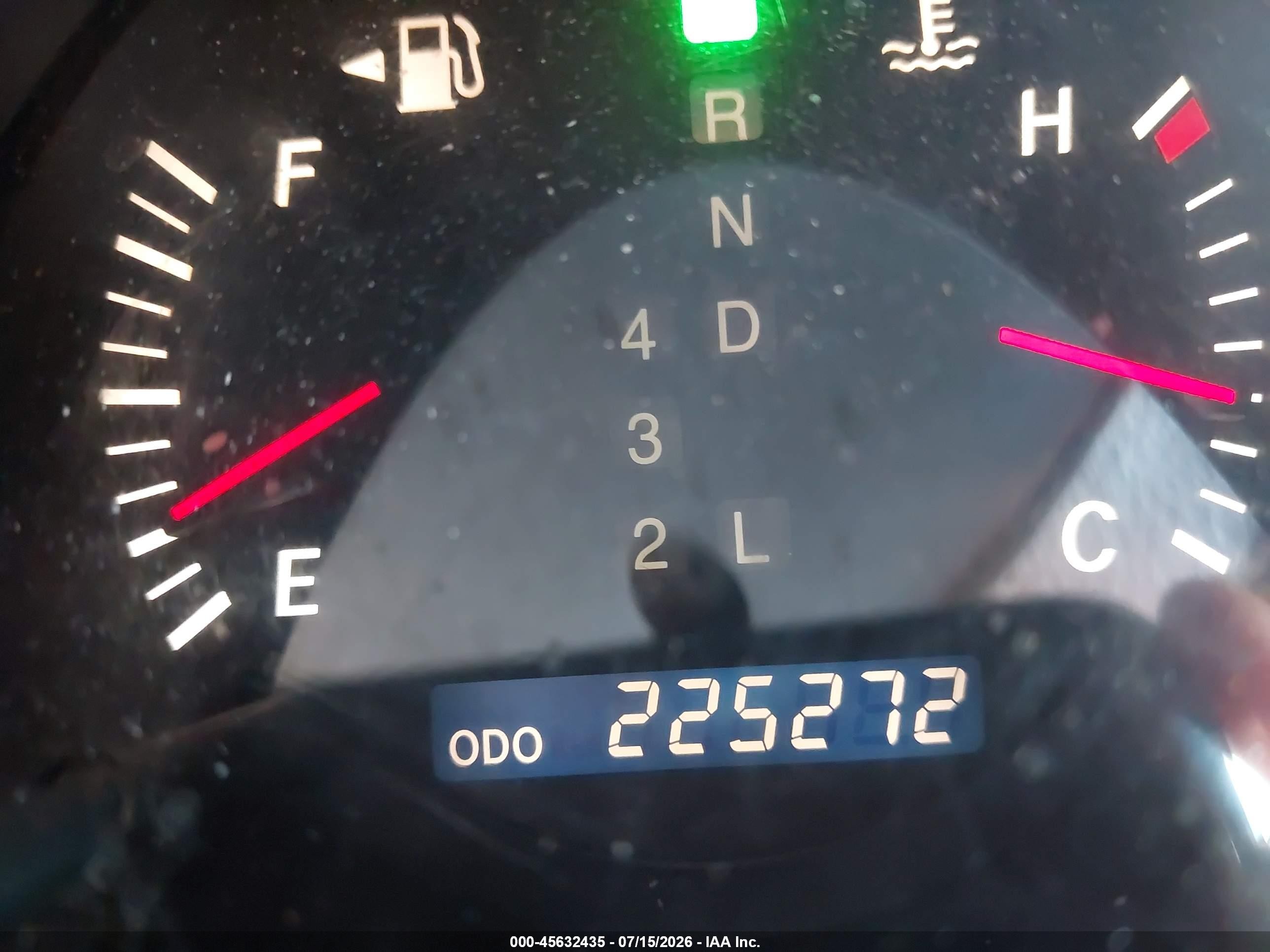 2002 Lexus Es 300   Gold vin: JTHBF30G520080502
