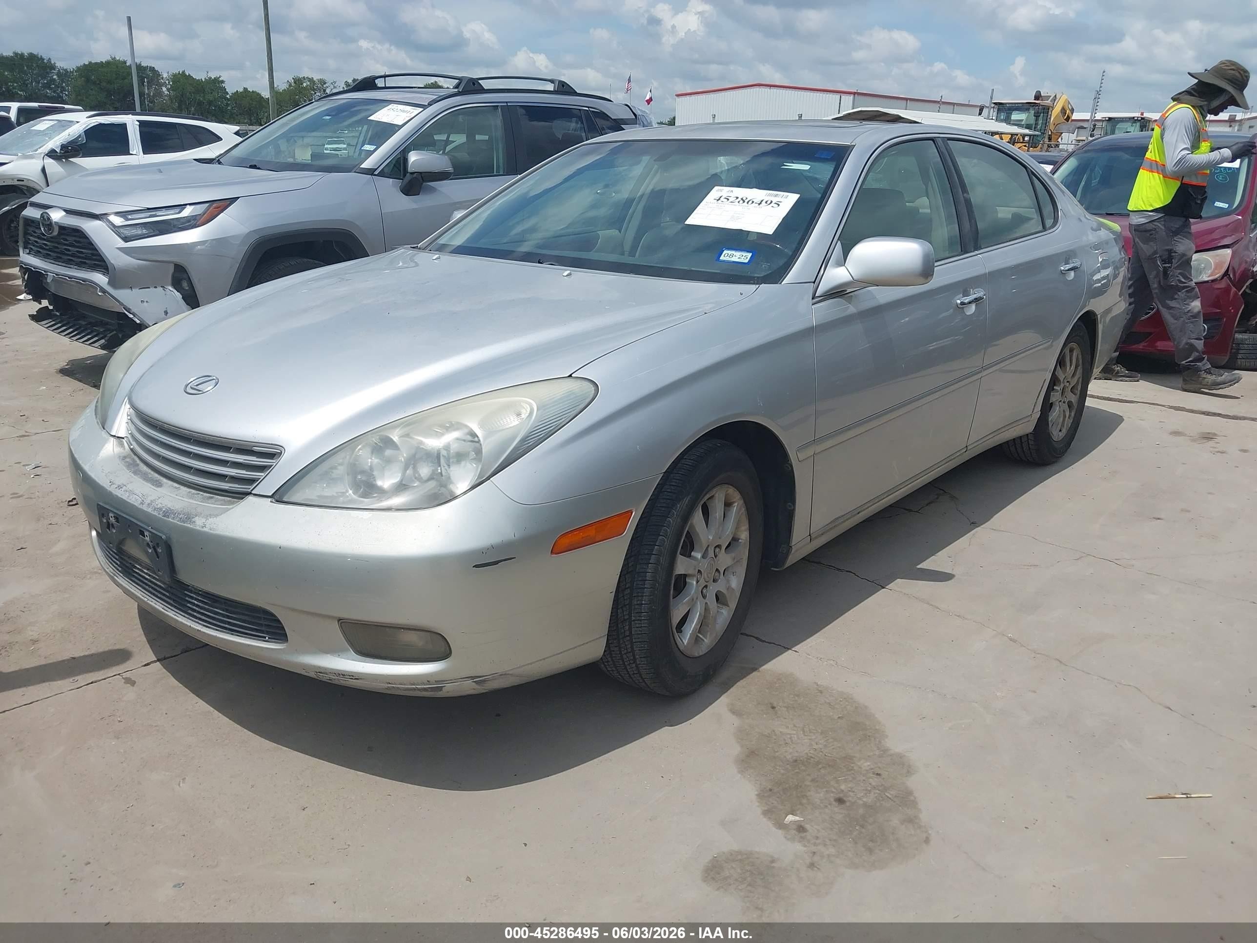 2002 Lexus Es 300 Silver vin: JTHBF30G520085652