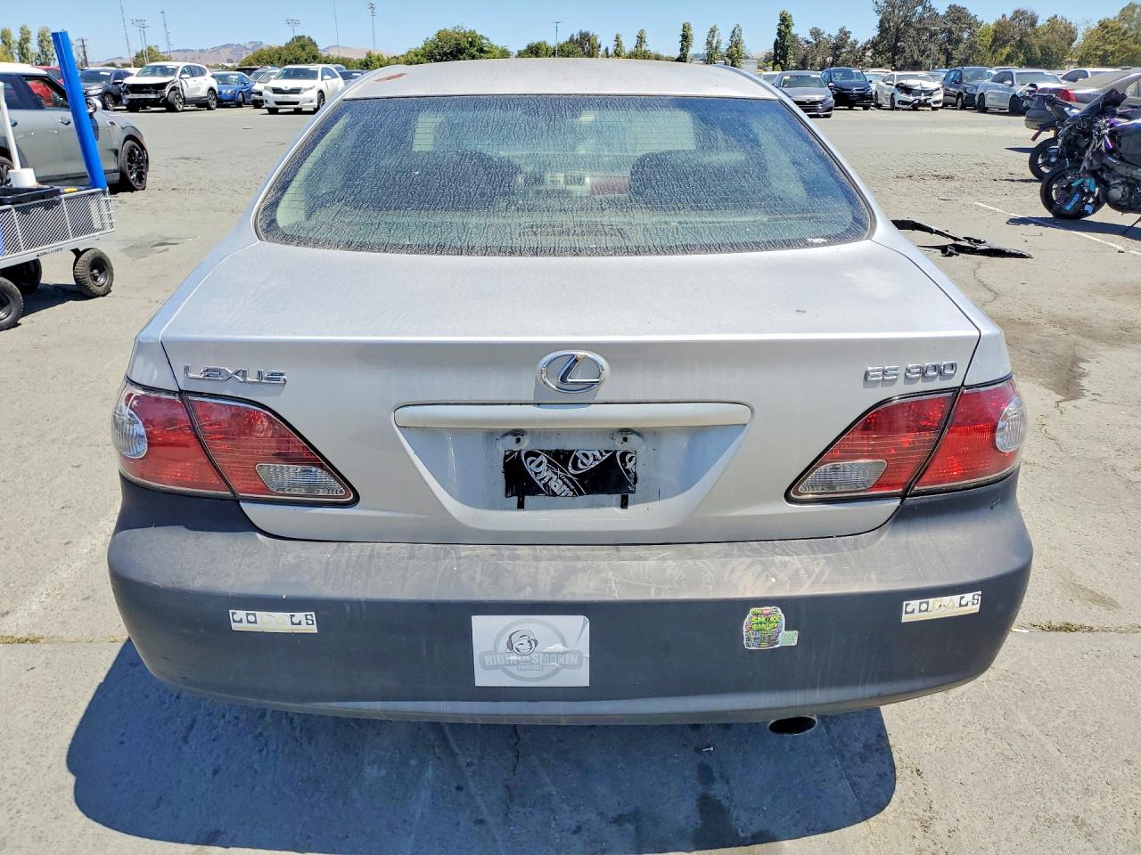 2002 Lexus Es 300 Silver vin: JTHBF30G520086672