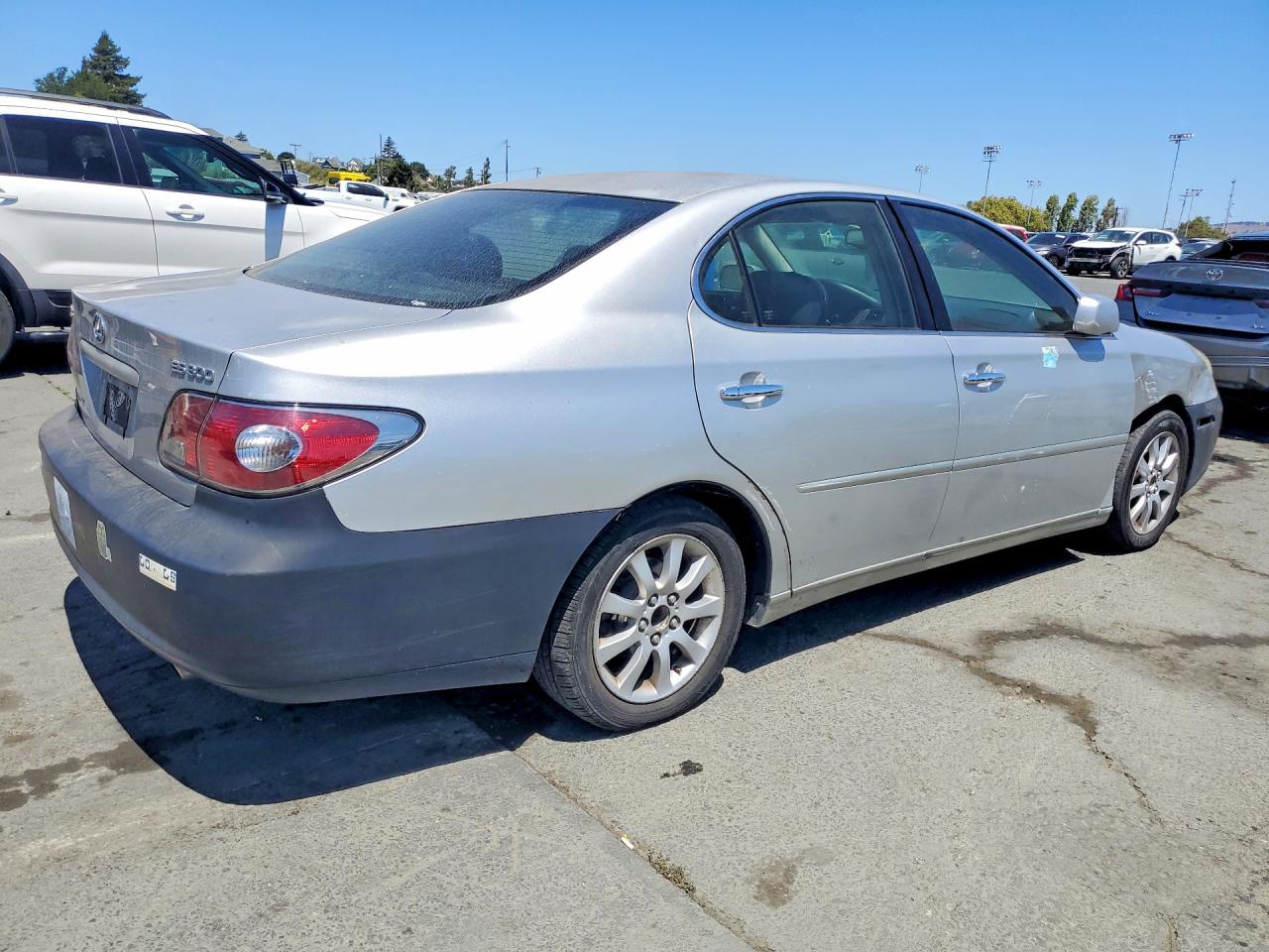 2002 Lexus Es 300 Silver vin: JTHBF30G520086672