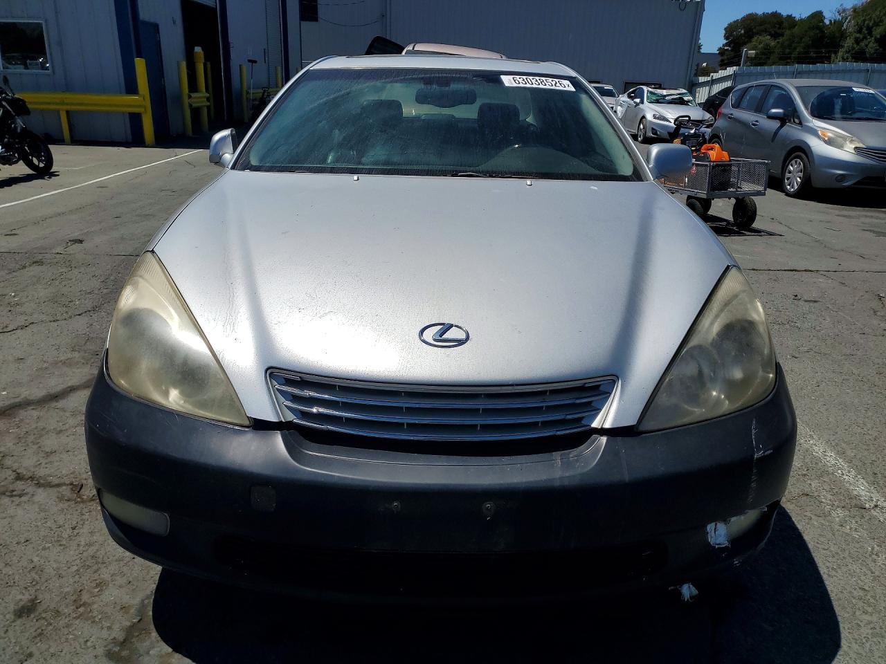 2002 Lexus Es 300 Silver vin: JTHBF30G520086672