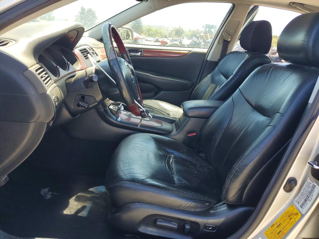 2002 Lexus Es 300 Silver vin: JTHBF30G520086672