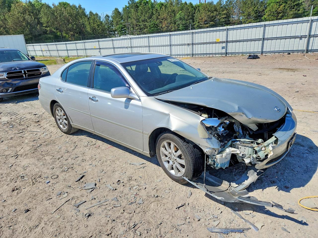 2002 Lexus Es 300 Silver vin: JTHBF30G525031612