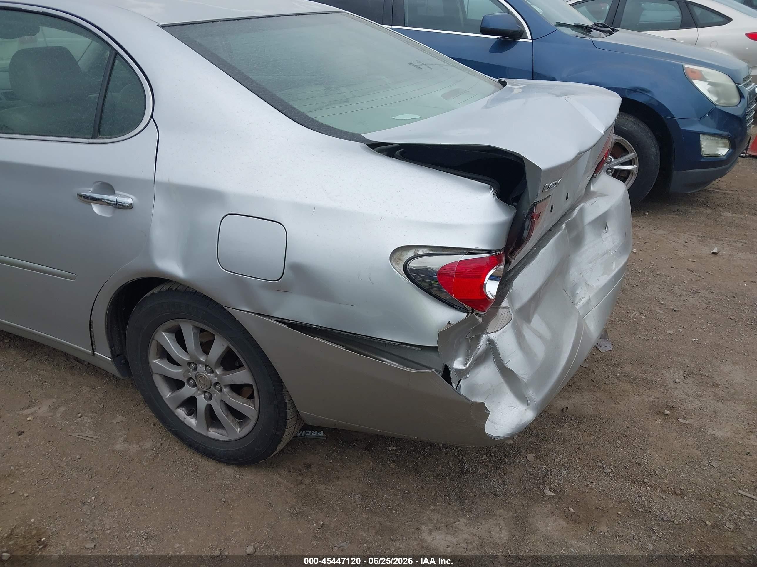 2003 Lexus Es 300   Серебряный vin: JTHBF30G530123687
