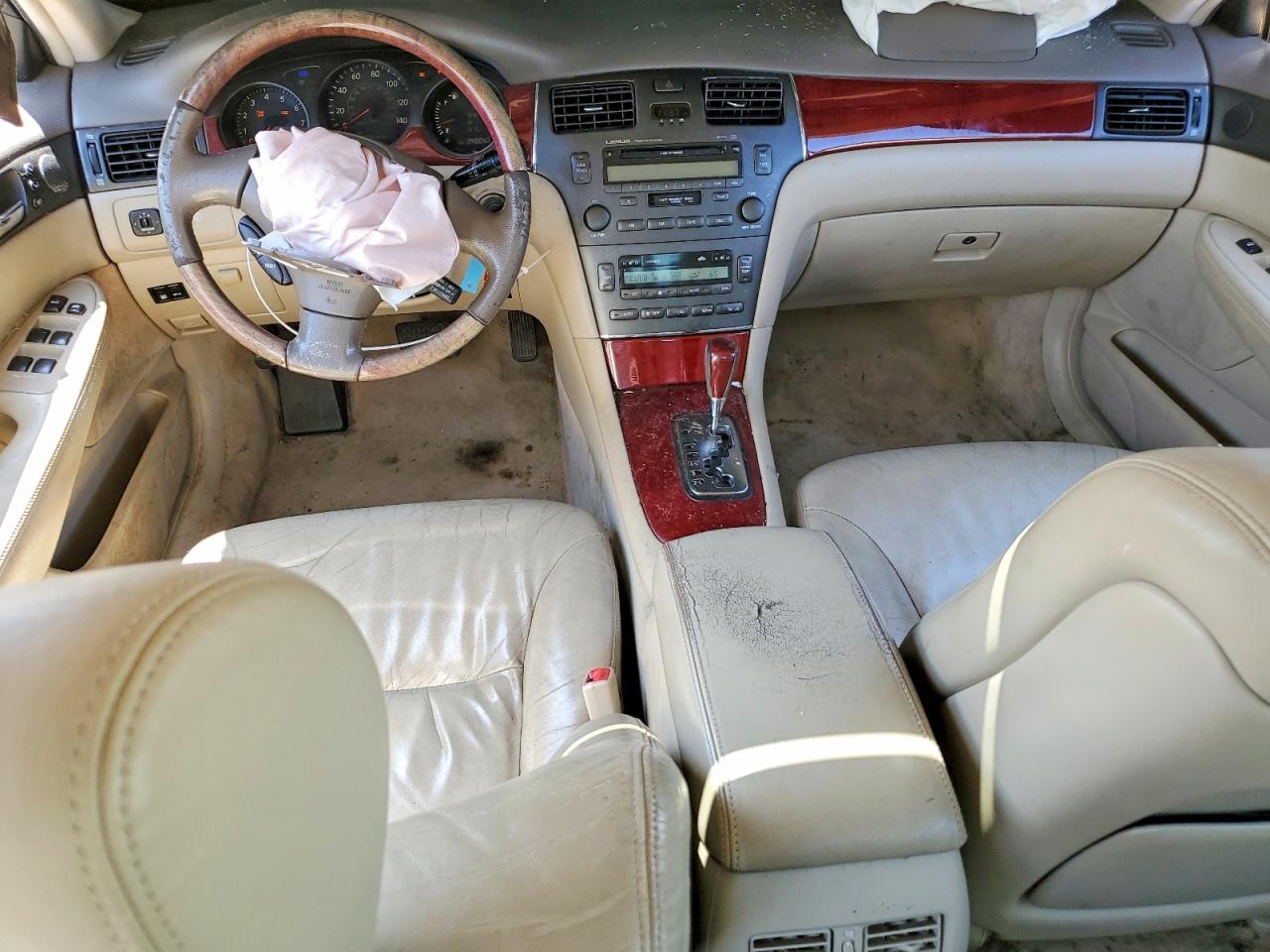 2002 Lexus Es 300 Gold vin: JTHBF30G620042339