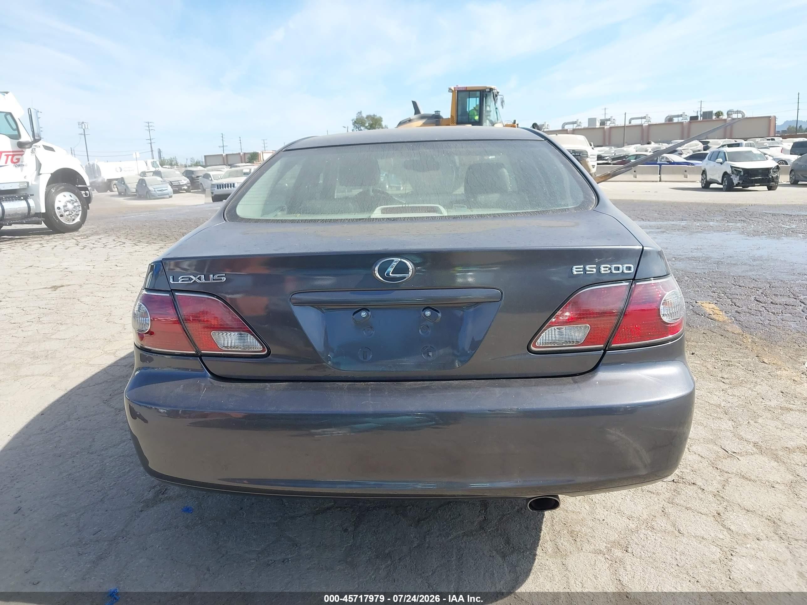 2002 Lexus Es 300   Gray vin: JTHBF30G625007660