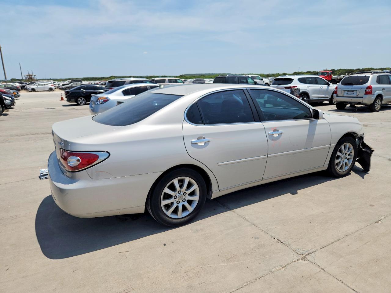 2002 Lexus Es 300 Beige vin: JTHBF30G625017024