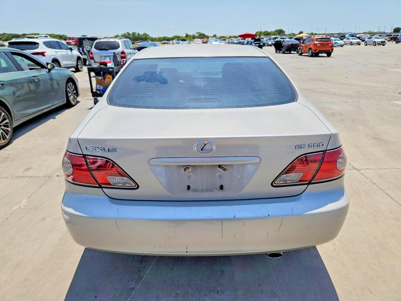 2002 Lexus Es 300 Beige vin: JTHBF30G625017024