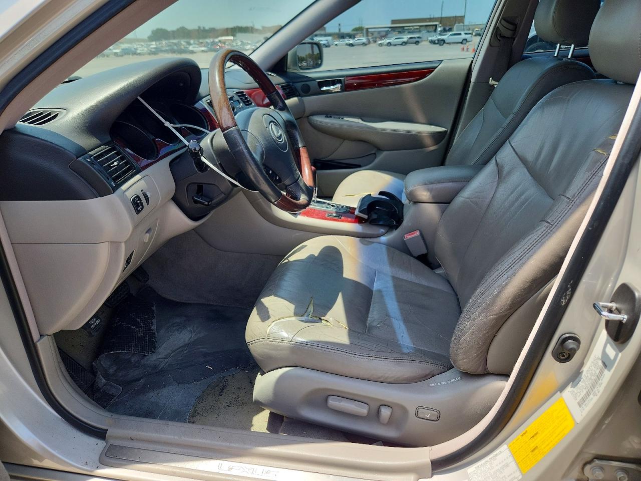 2002 Lexus Es 300 Beige vin: JTHBF30G625017024
