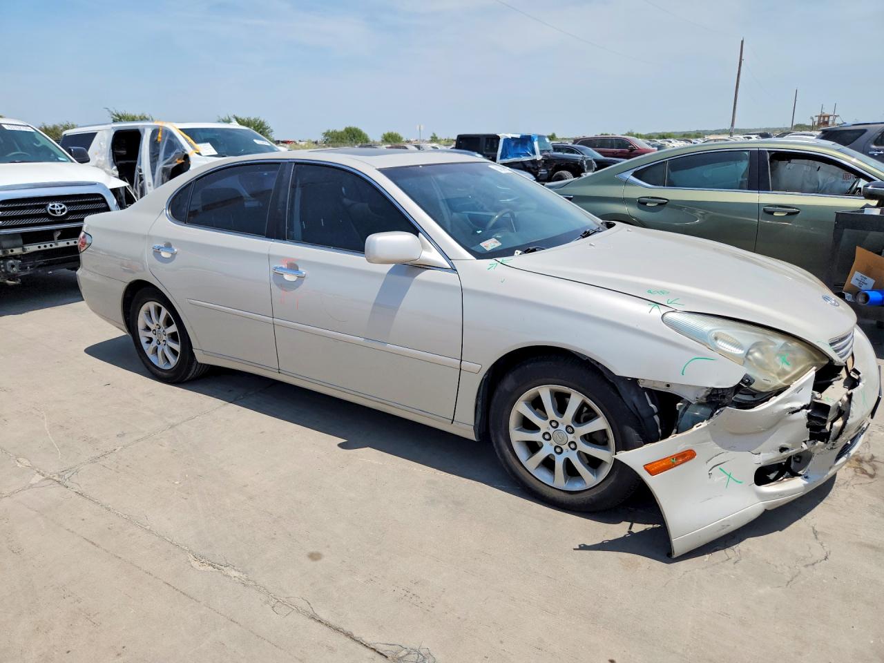 2002 Lexus Es 300 Beige vin: JTHBF30G625017024