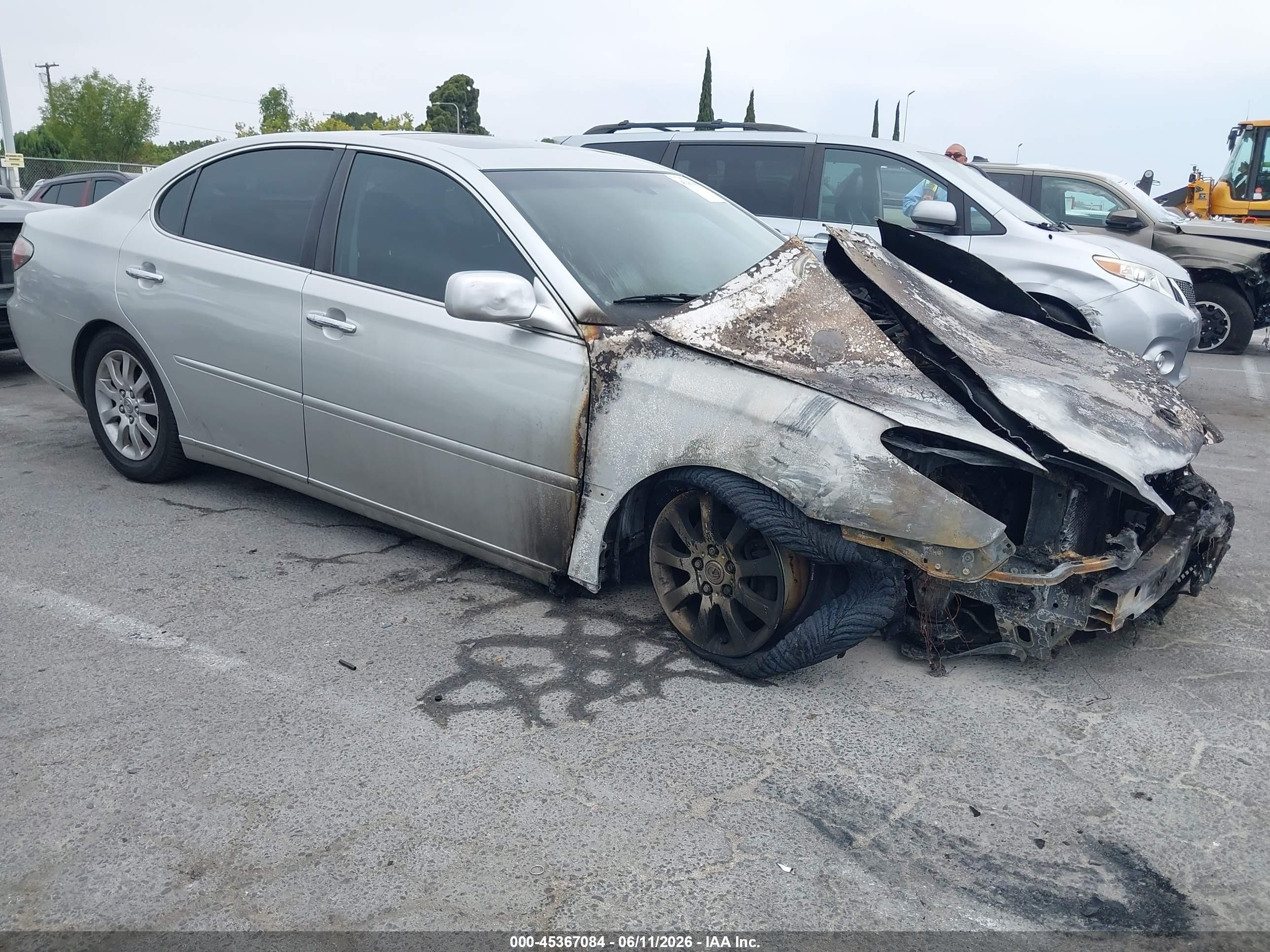 2003 Lexus Es 300   vin: JTHBF30G630110608