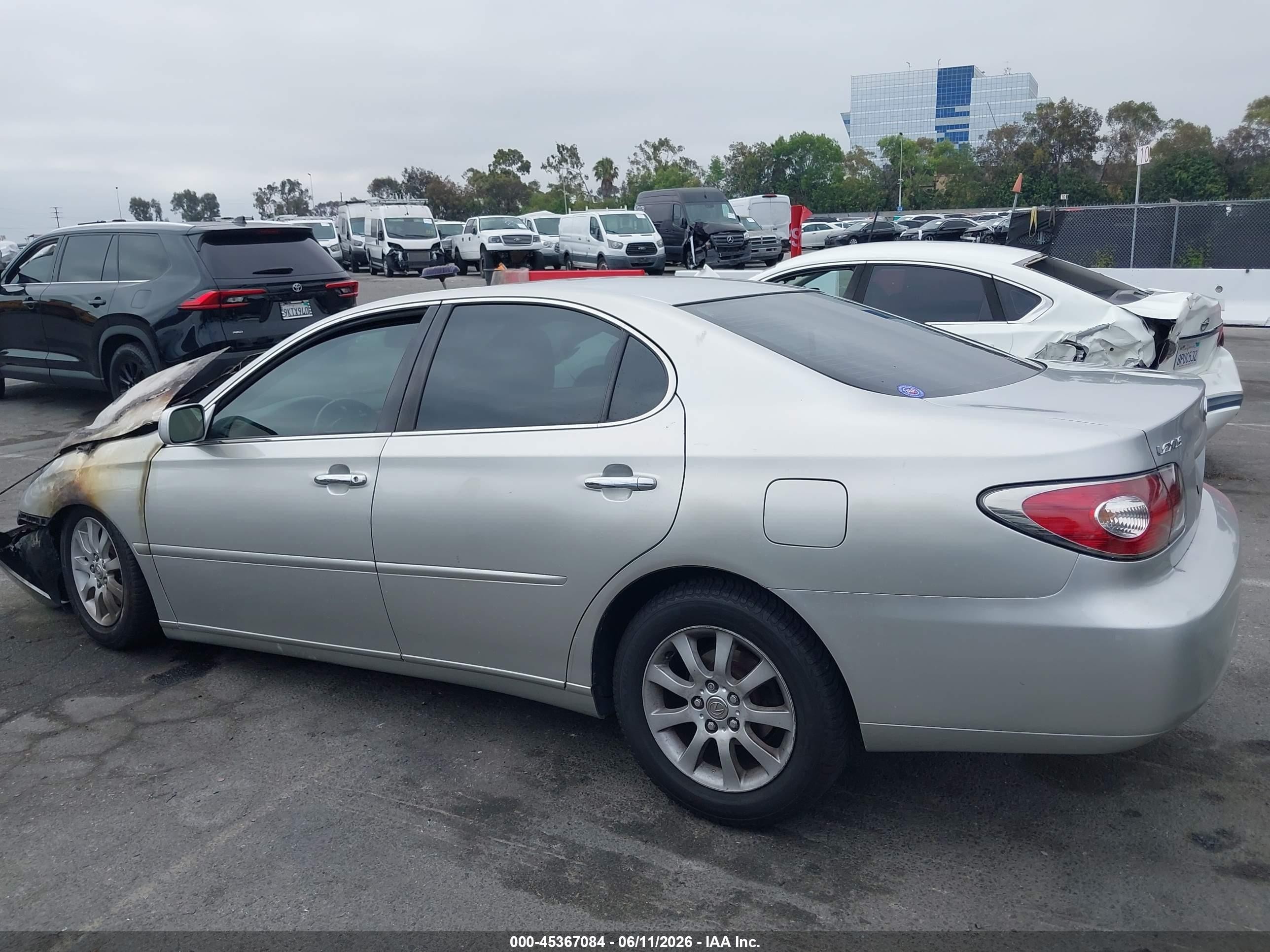 2003 Lexus Es 300   vin: JTHBF30G630110608