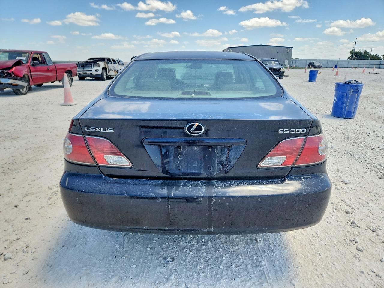 2003 Lexus Es 300 Black vin: JTHBF30G635038165