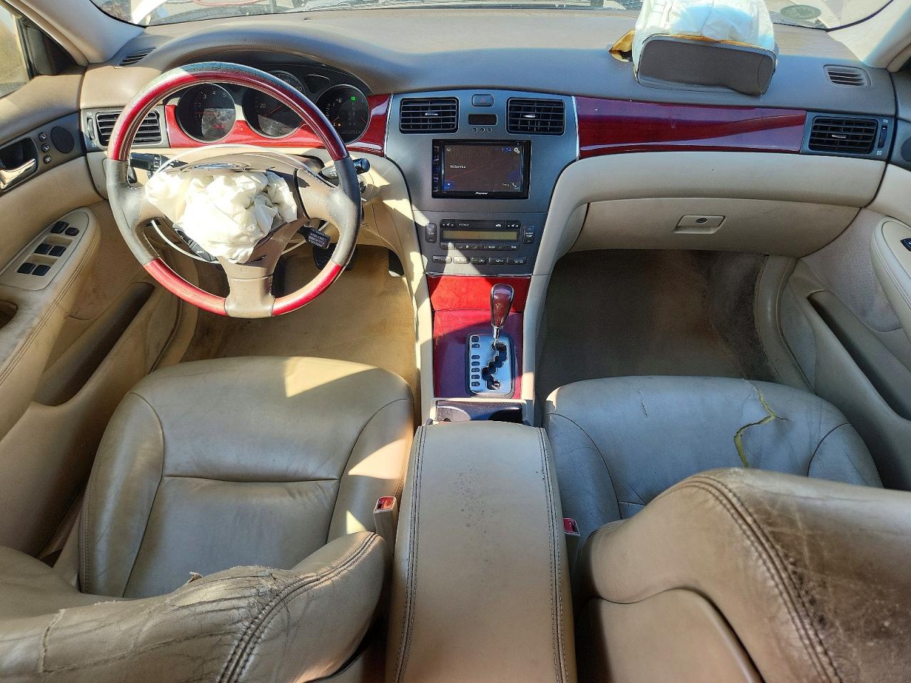 2003 Lexus Es 300 Gold vin: JTHBF30G636011297