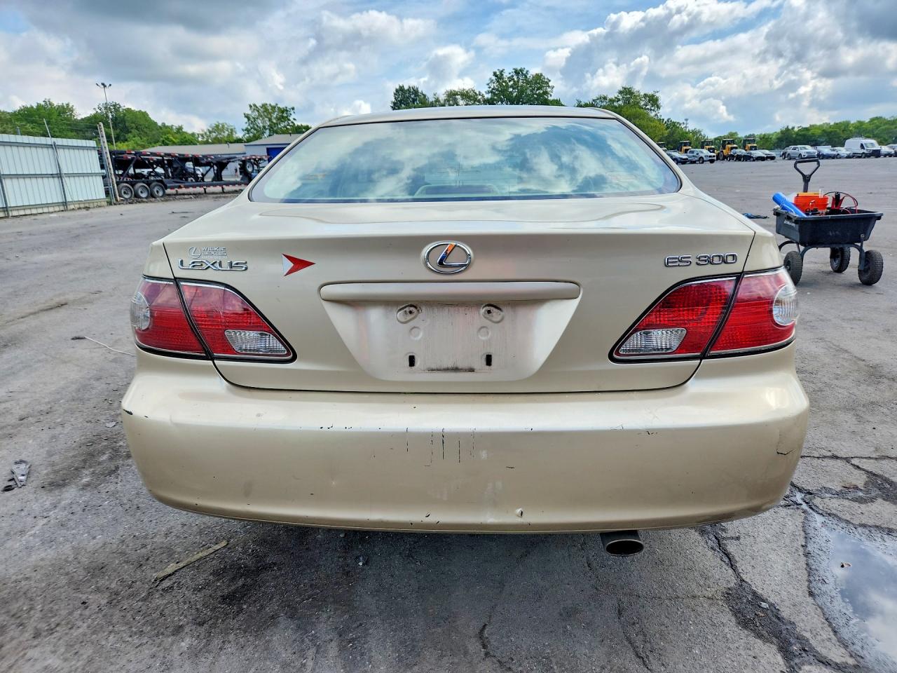 2003 Lexus Es 300 Золотой vin: JTHBF30G636013292