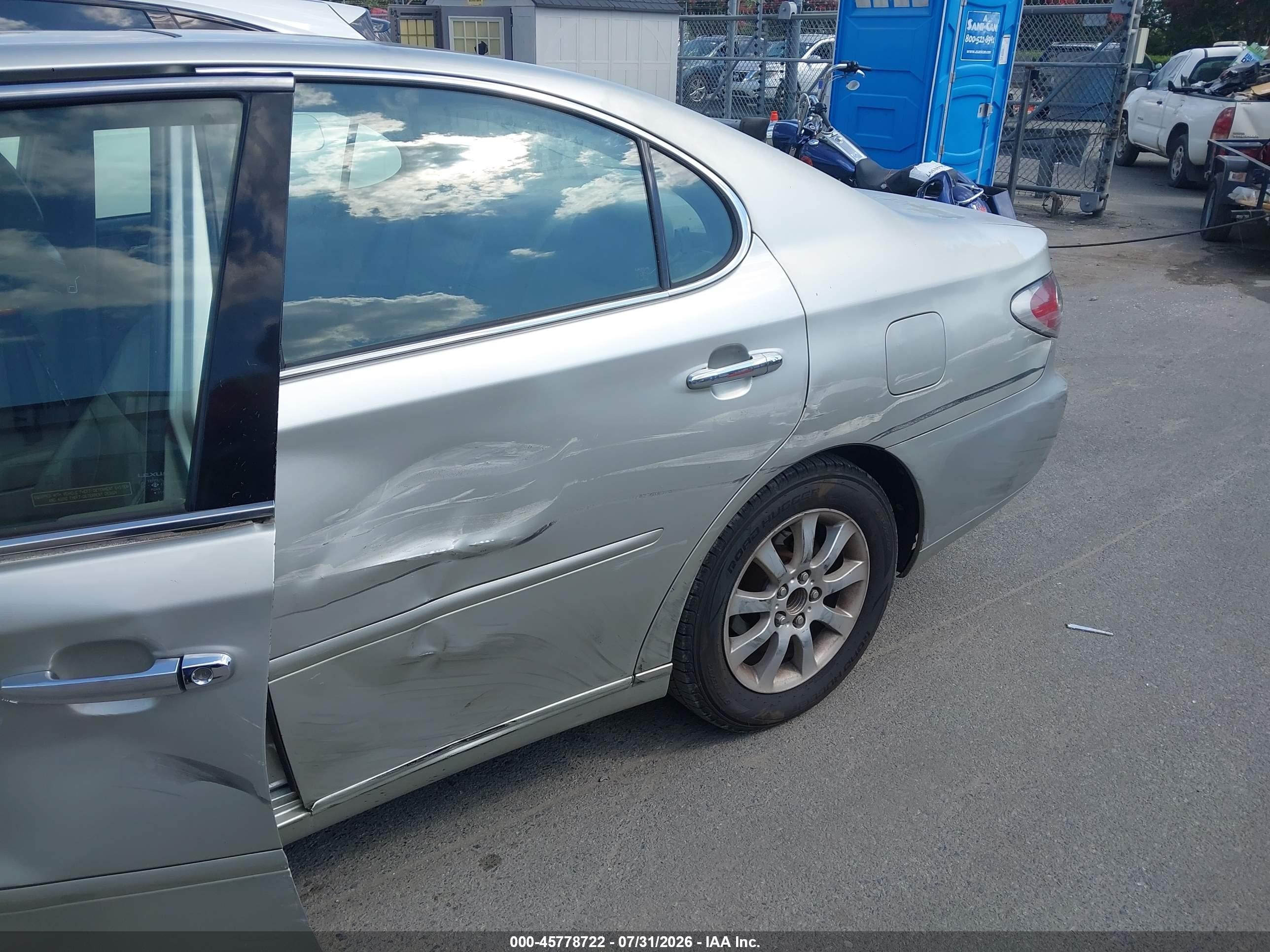 2003 Lexus Es 300 Silver vin: JTHBF30G636014720
