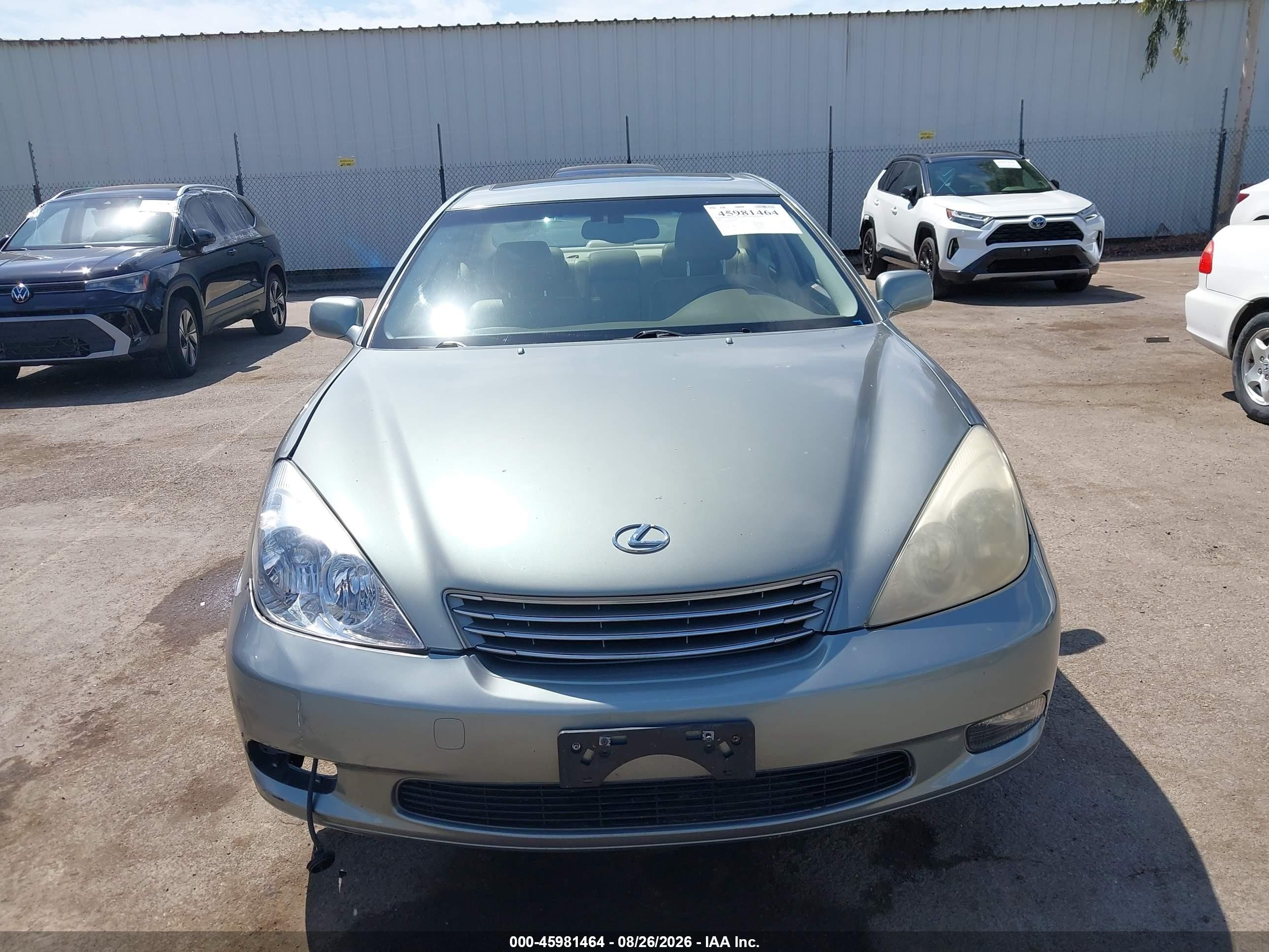2003 Lexus Es 300   Gray vin: JTHBF30G636018010