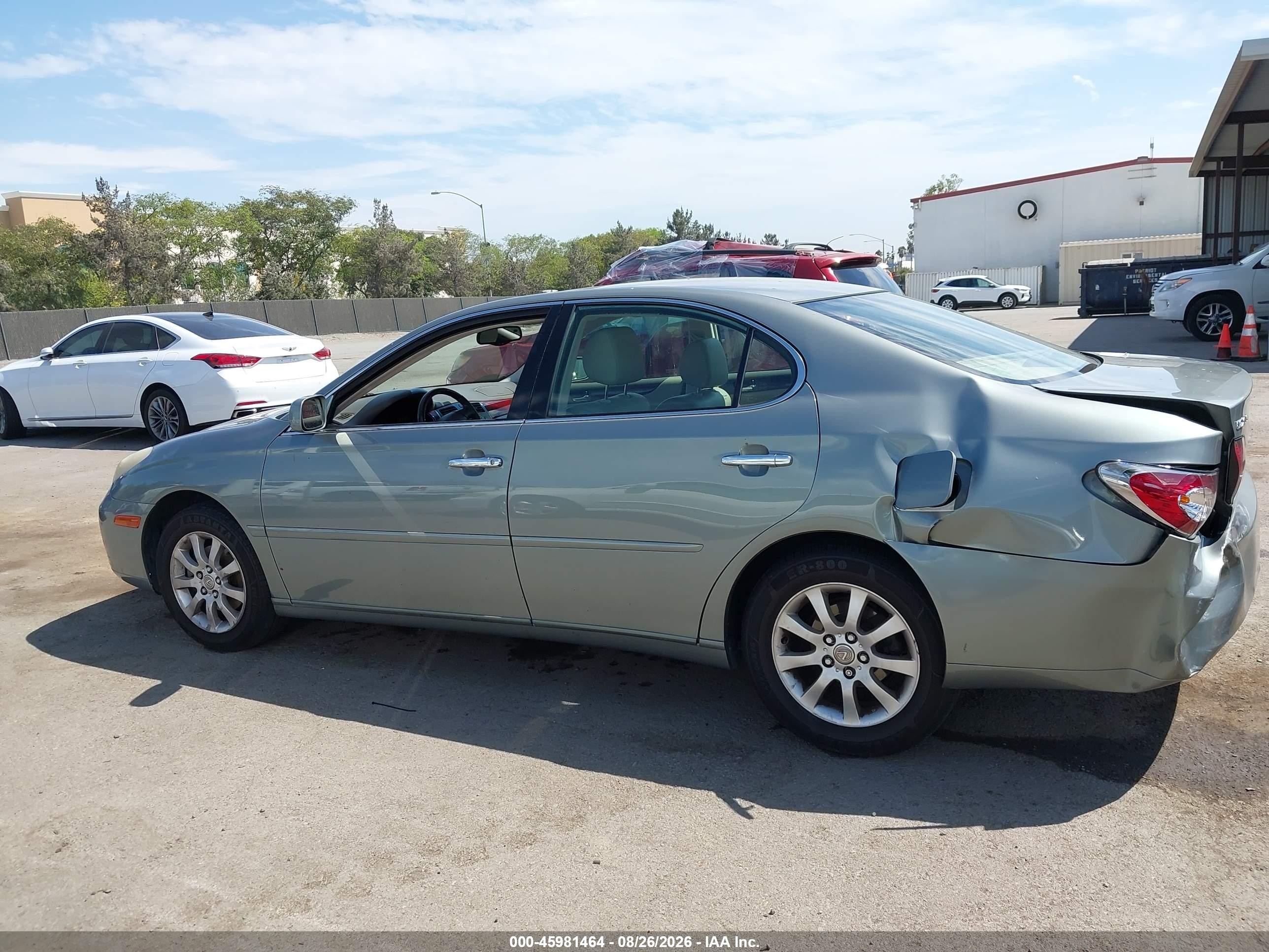 2003 Lexus Es 300   Gray vin: JTHBF30G636018010