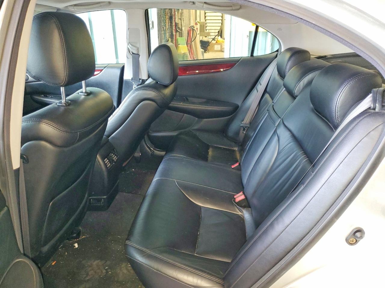 2002 Lexus Es 300 Silver vin: JTHBF30G725013077